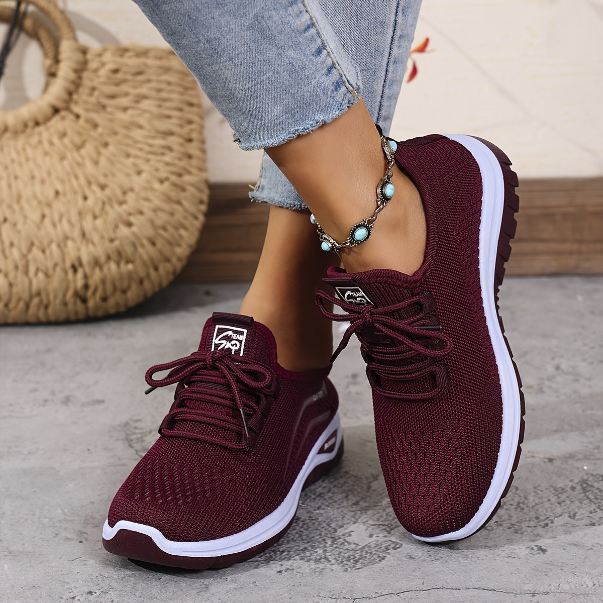 Alice - Women's Orthopedic Lace-Up Sneakers with Cushioned Sole