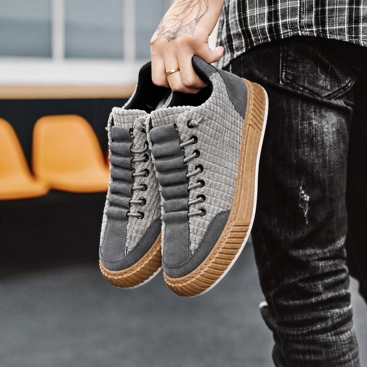 Jonas - Men's Orthopedic Quilted Low-Top Lace-Up Sneakers