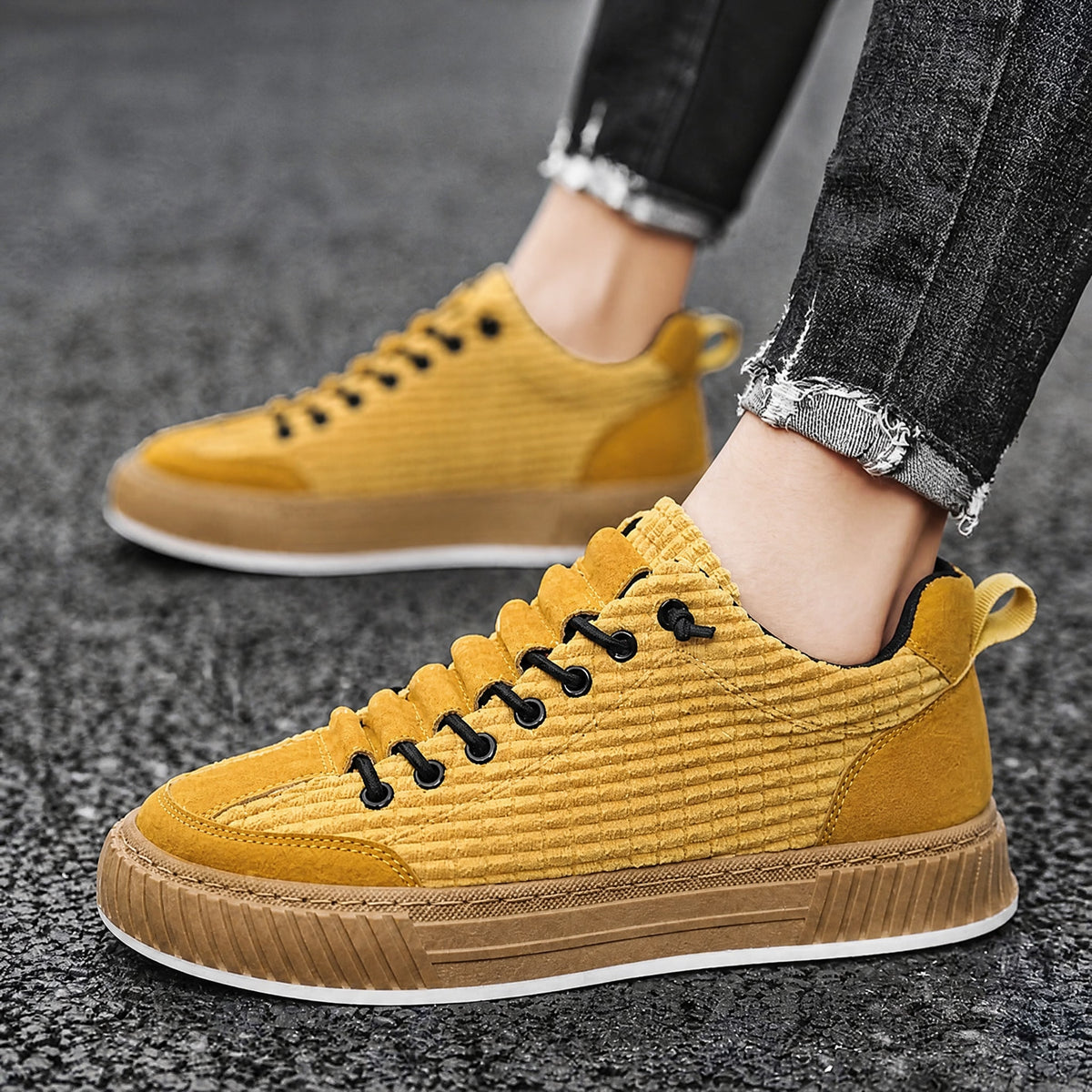 Jonas - Men's Orthopedic Quilted Low-Top Lace-Up Sneakers