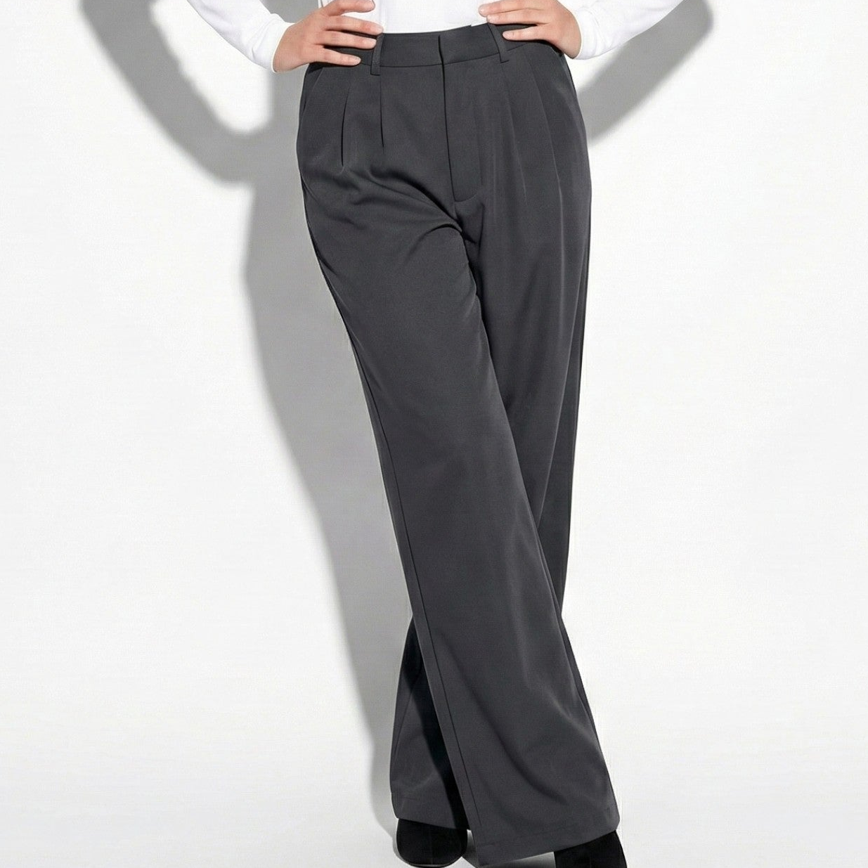 Georgia - Women's Relaxed Fit High-Waist Pleated Wide-Leg Trousers