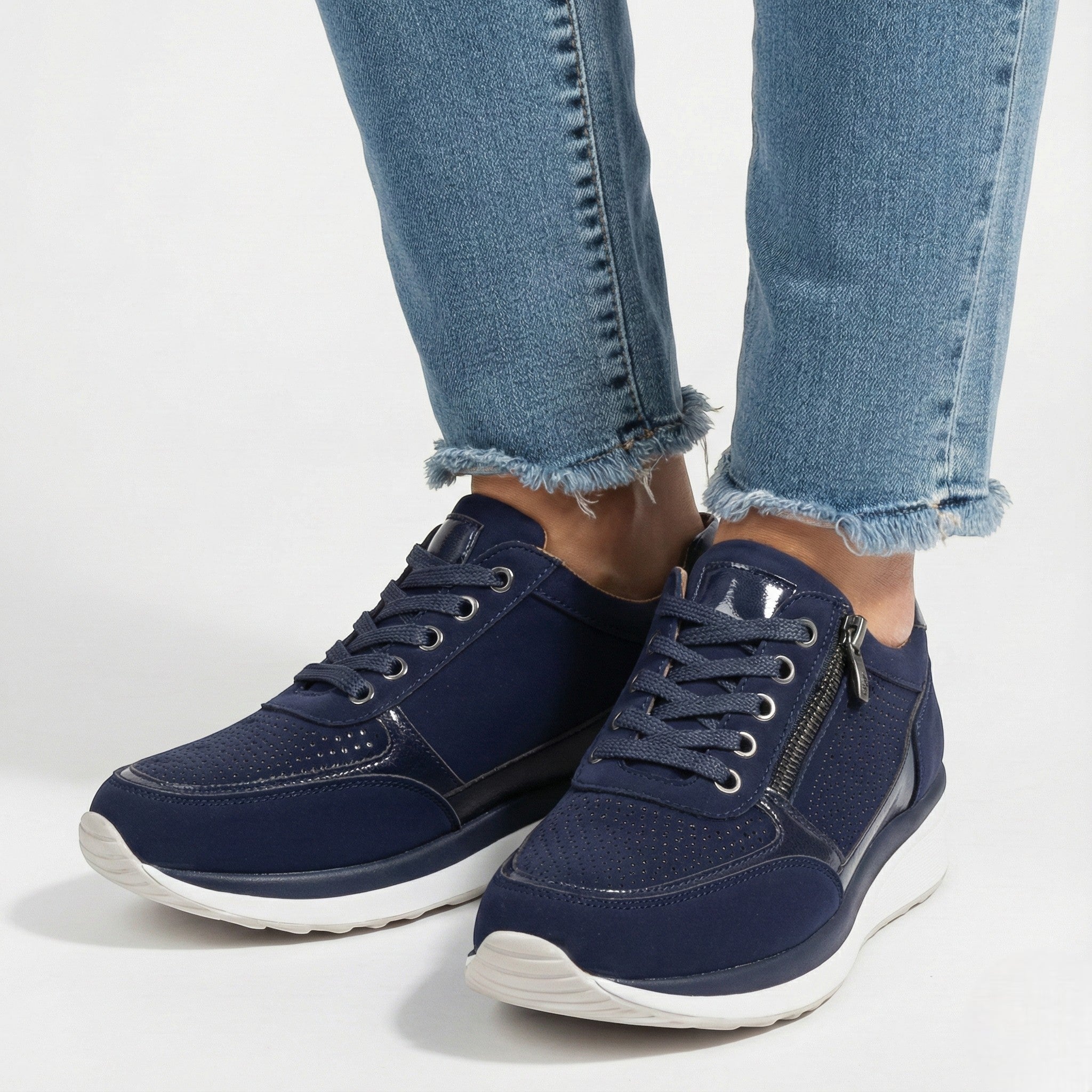 Naomi - Women's Orthopedic Low-Top Walking Shoes