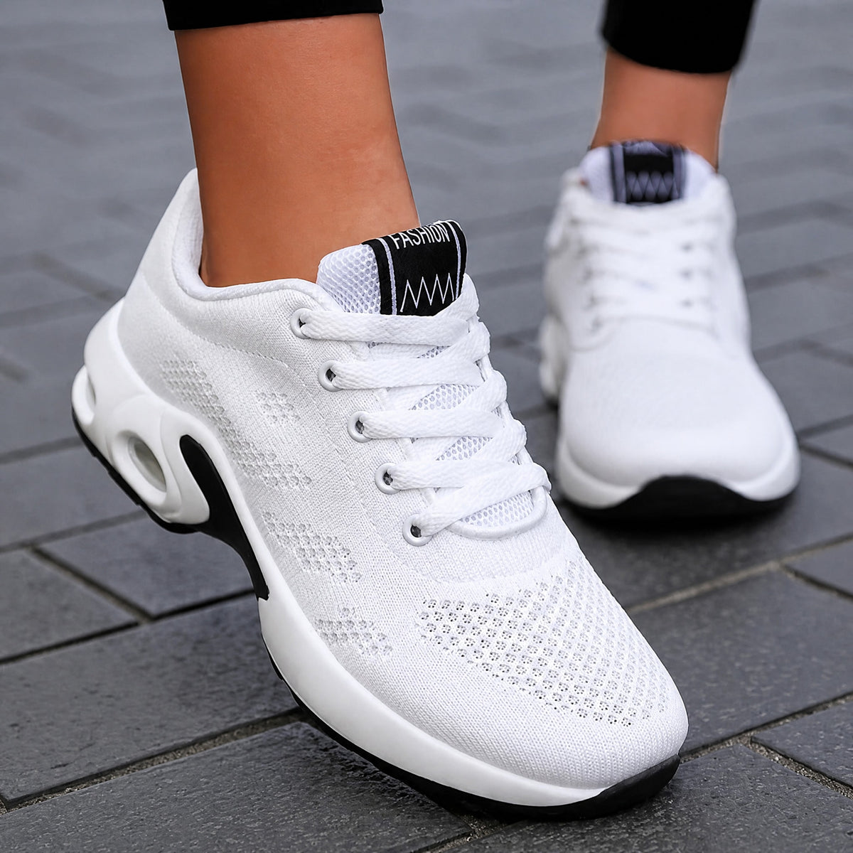 Marley - Women's Orthopedic Lace-Up Trainers with Cushioned Sole