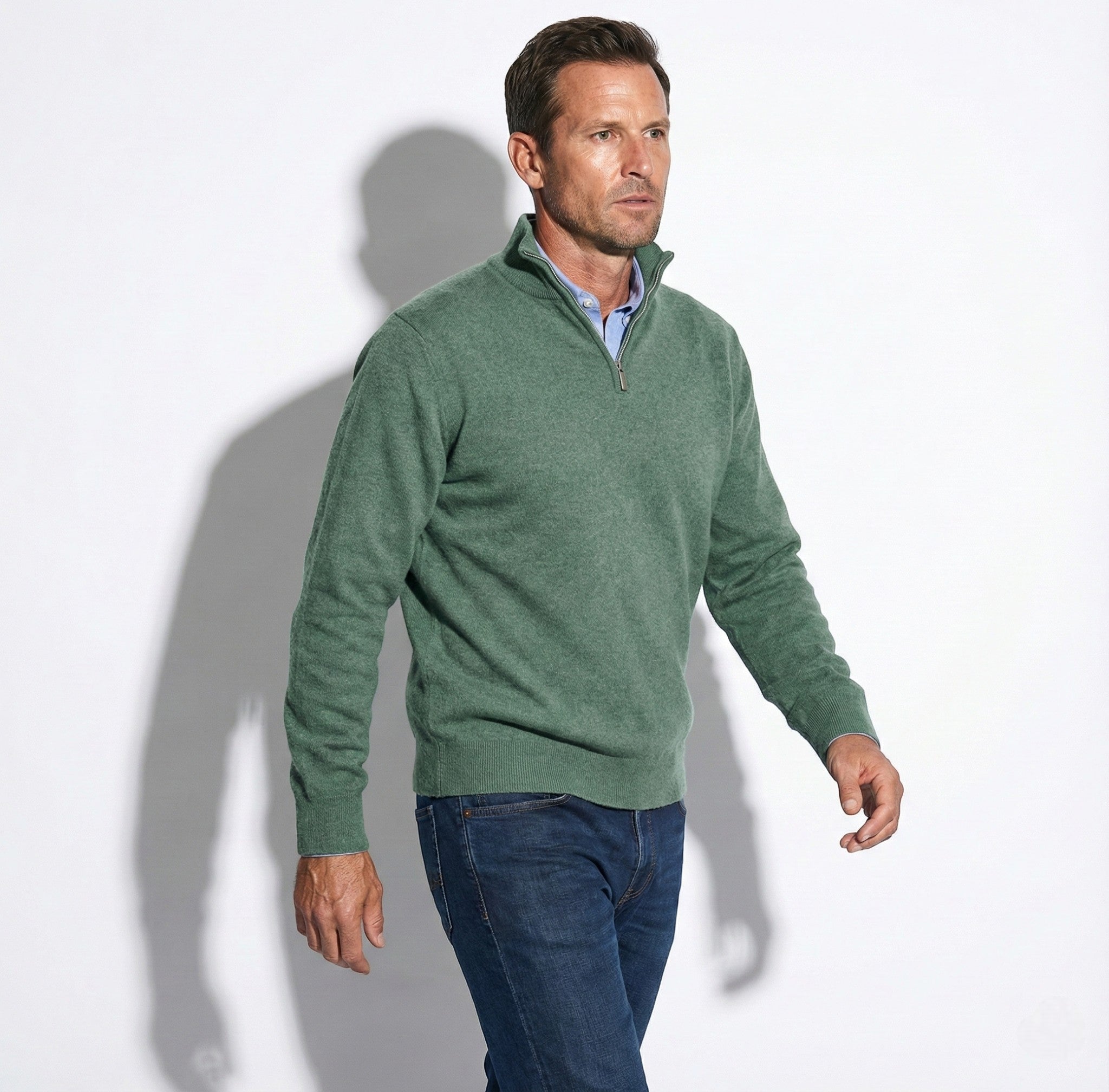 Men's Knit Quarter-Zip Sweater with Stand Collar and Casual Fit