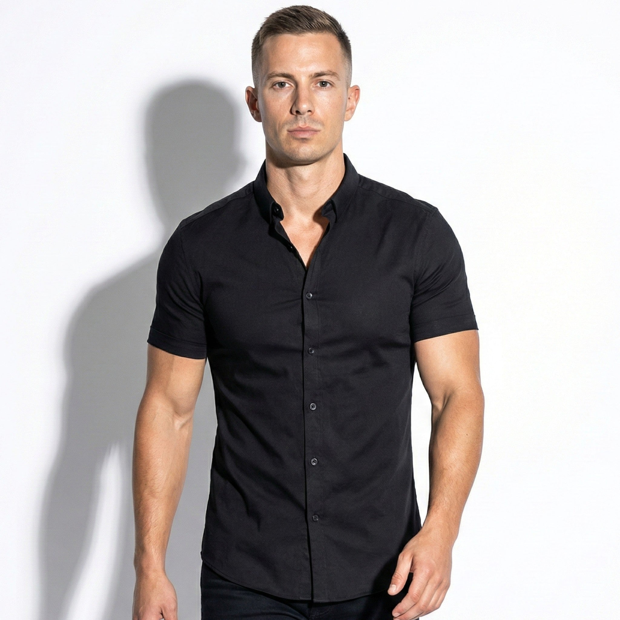 Gerald - Men's Slim-Fit Short Sleeve Shirt with Button Front