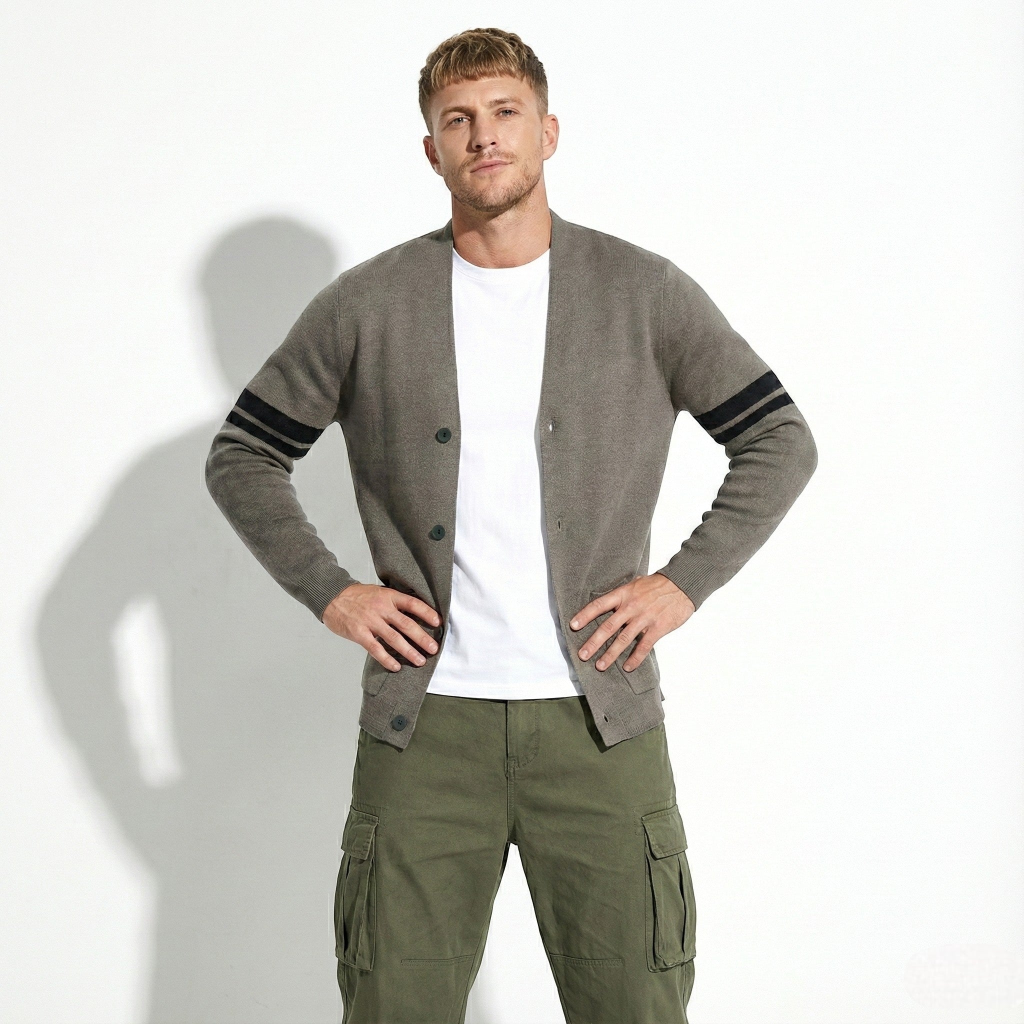 Men's Button-Front Knit Cardigan with Front Pockets