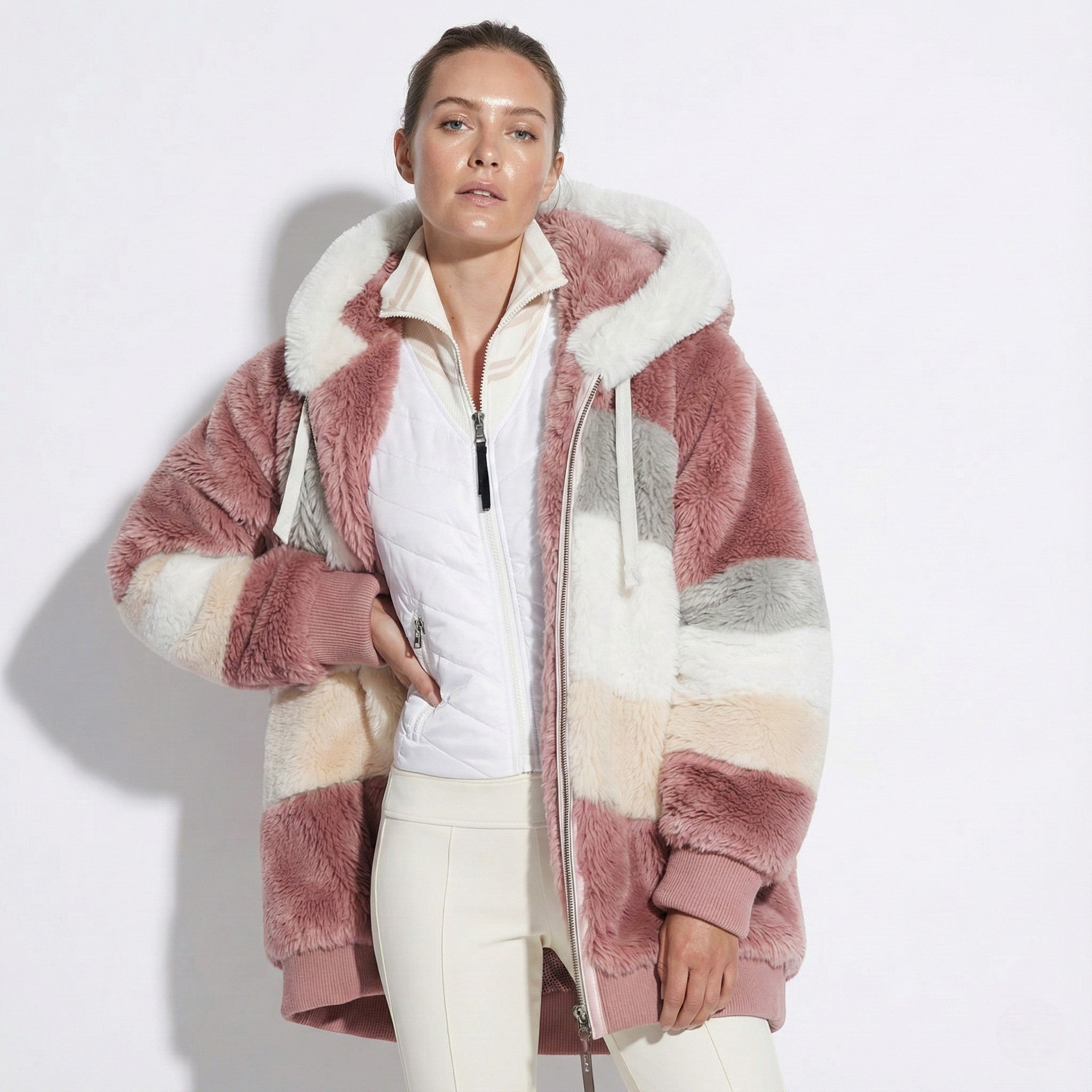 Women's Overized Faux Fur Jacket with Hood