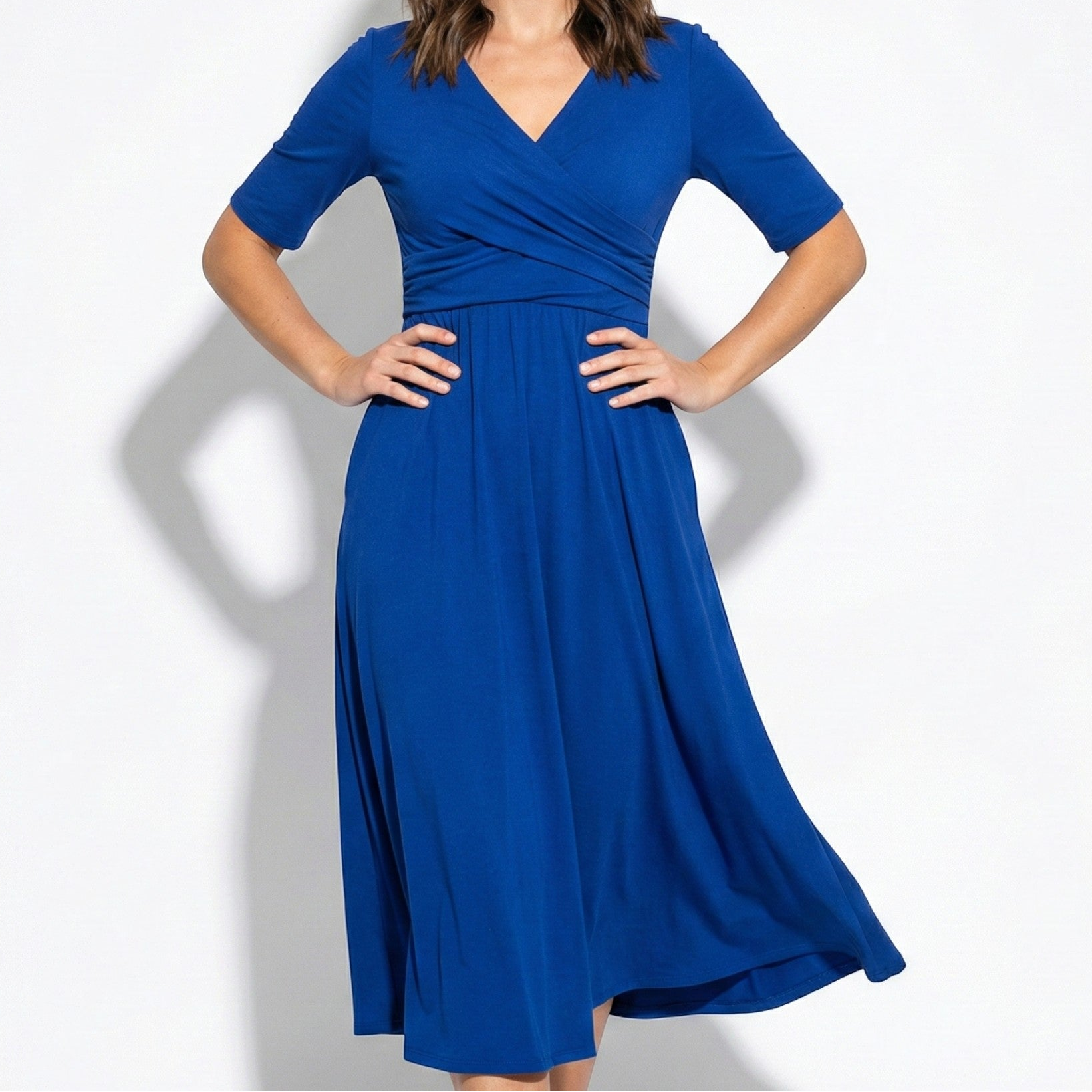 Amelia - Women's V-Neck Mid-Sleeve Flared Midi Dress