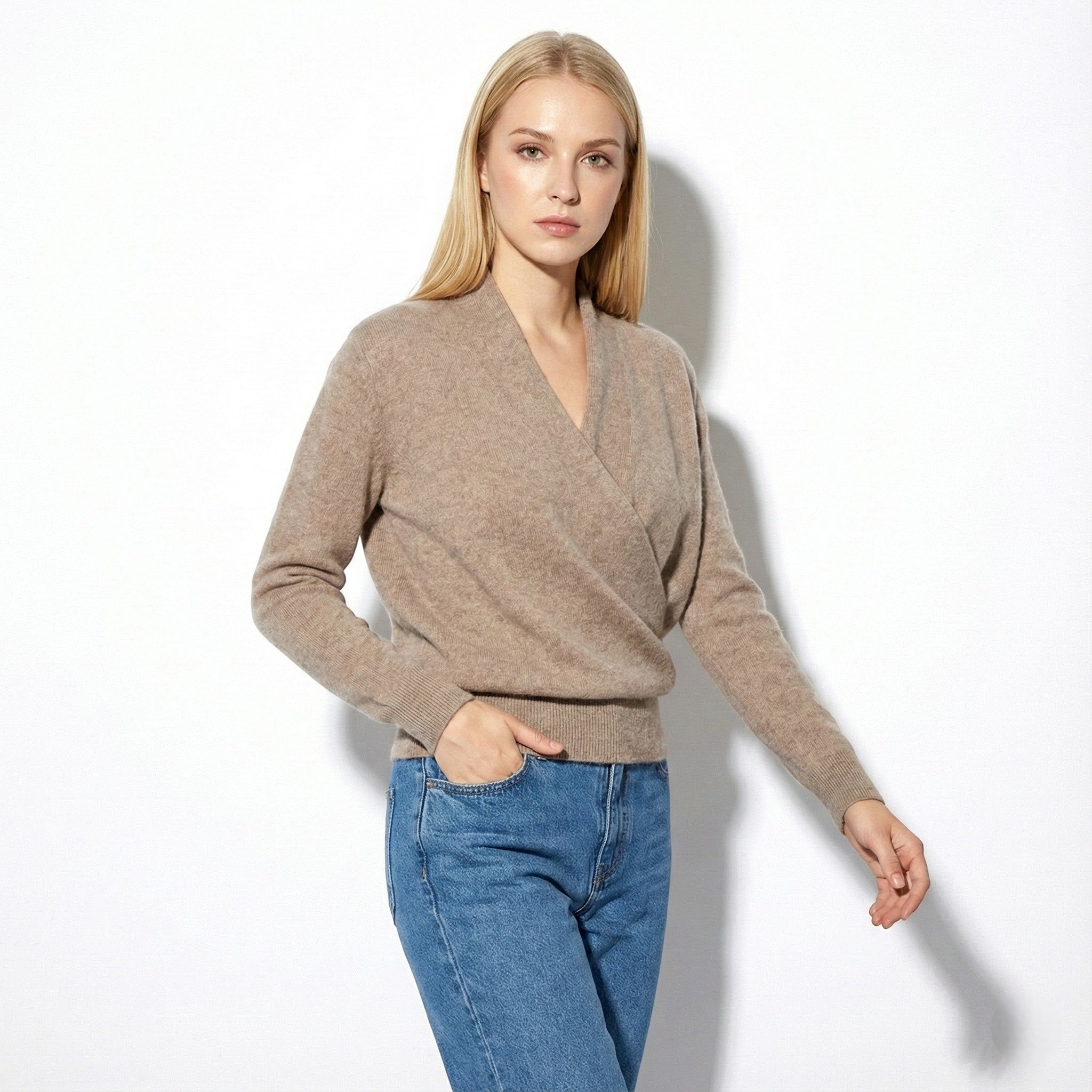 Yelina – Women's Wool Sweater