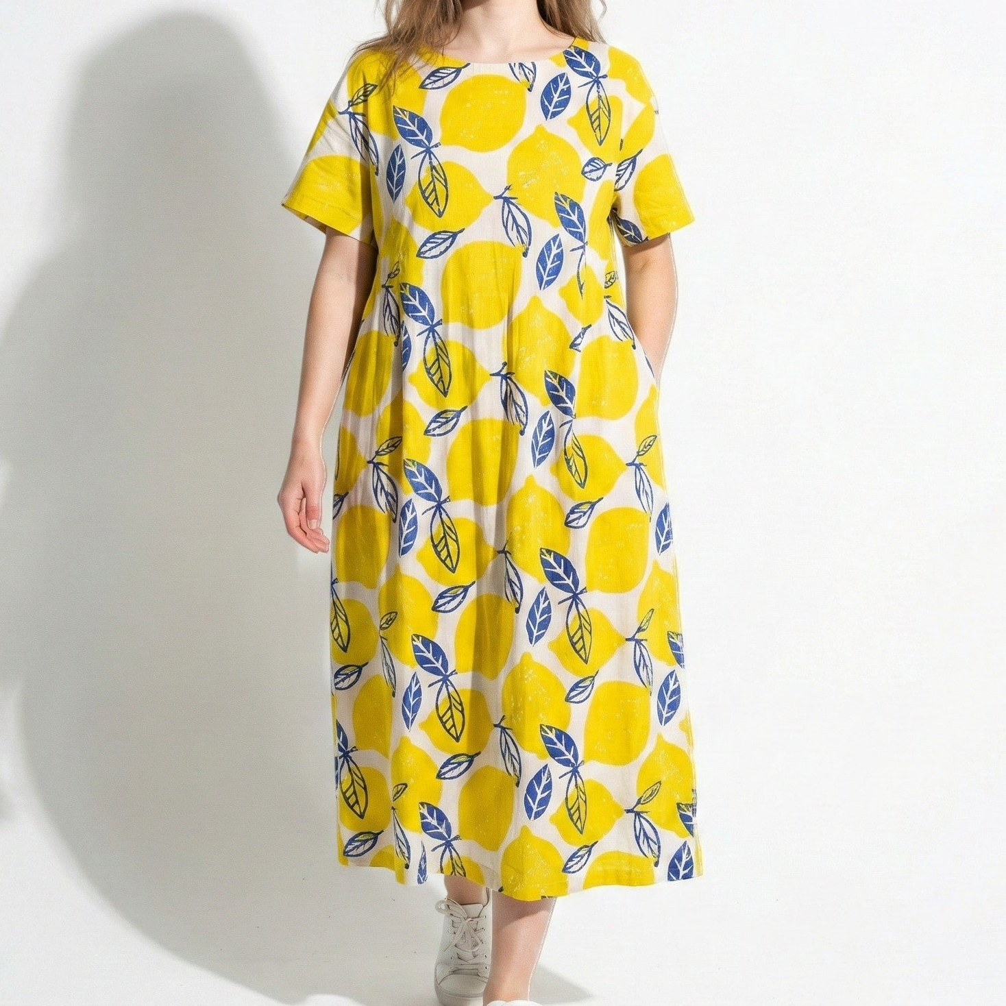 Amelia - Women’s Midi Dress with Abstract Print and Loose Fit