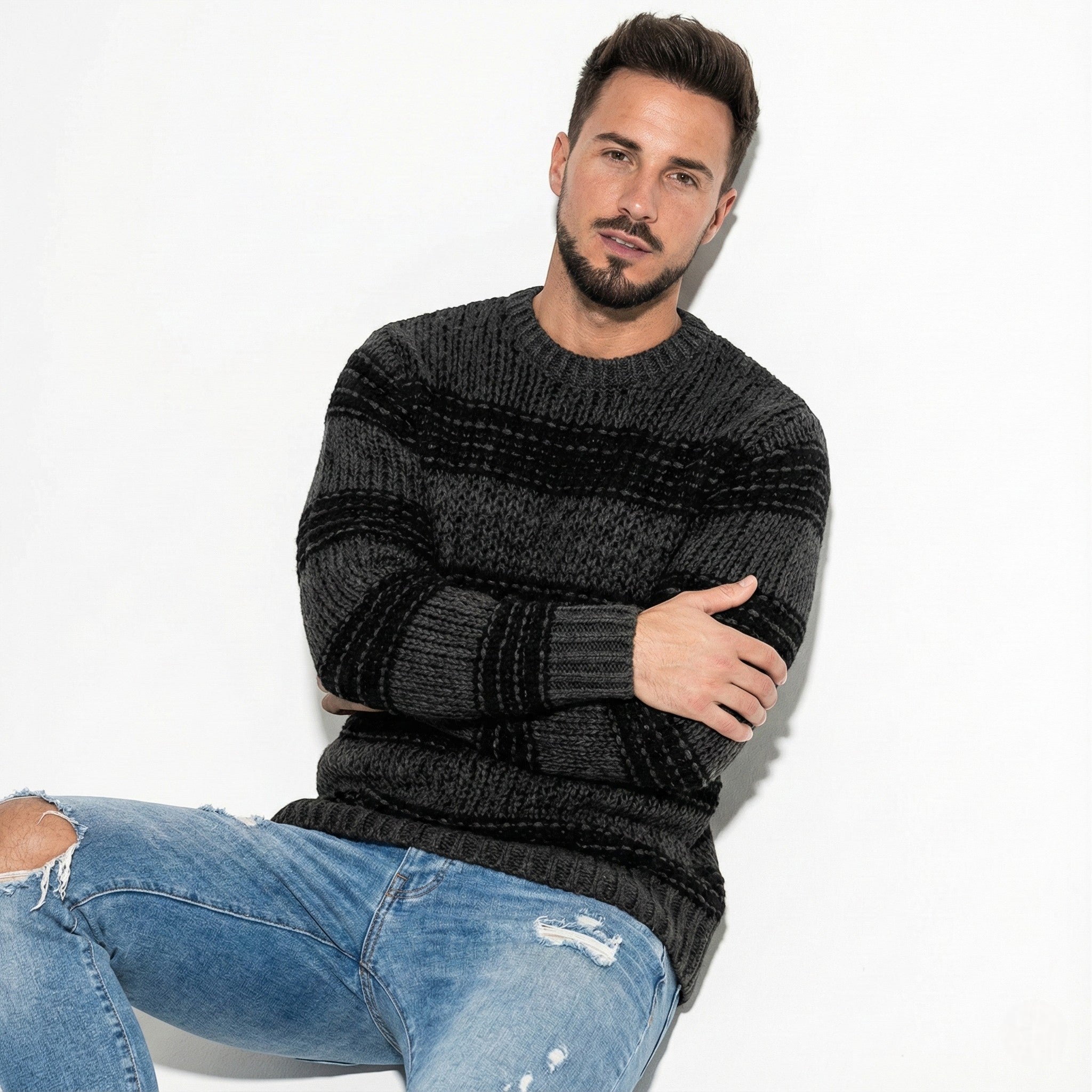 Men's Knit Crewneck Sweater with Striped Pattern