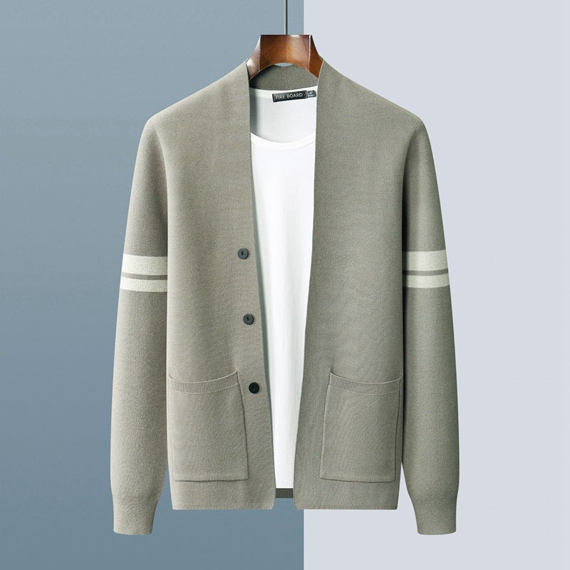 Men's Button-Front Knit Cardigan with Front Pockets