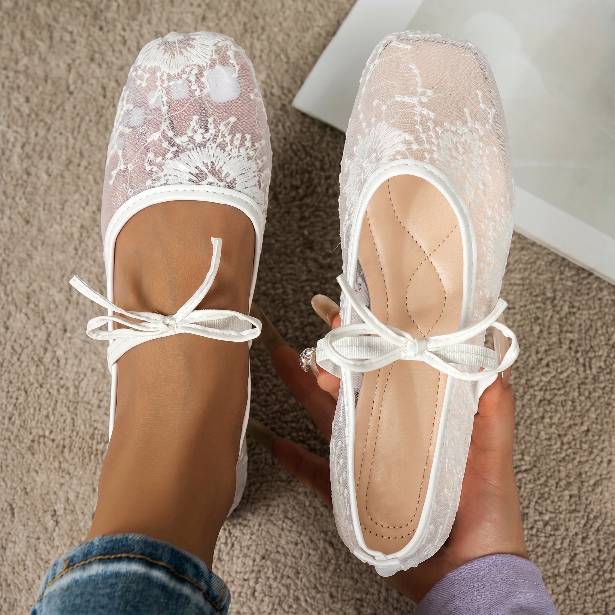 Ellie - Women's Floral Bow Detail Square Toe Mary Jane Flats
