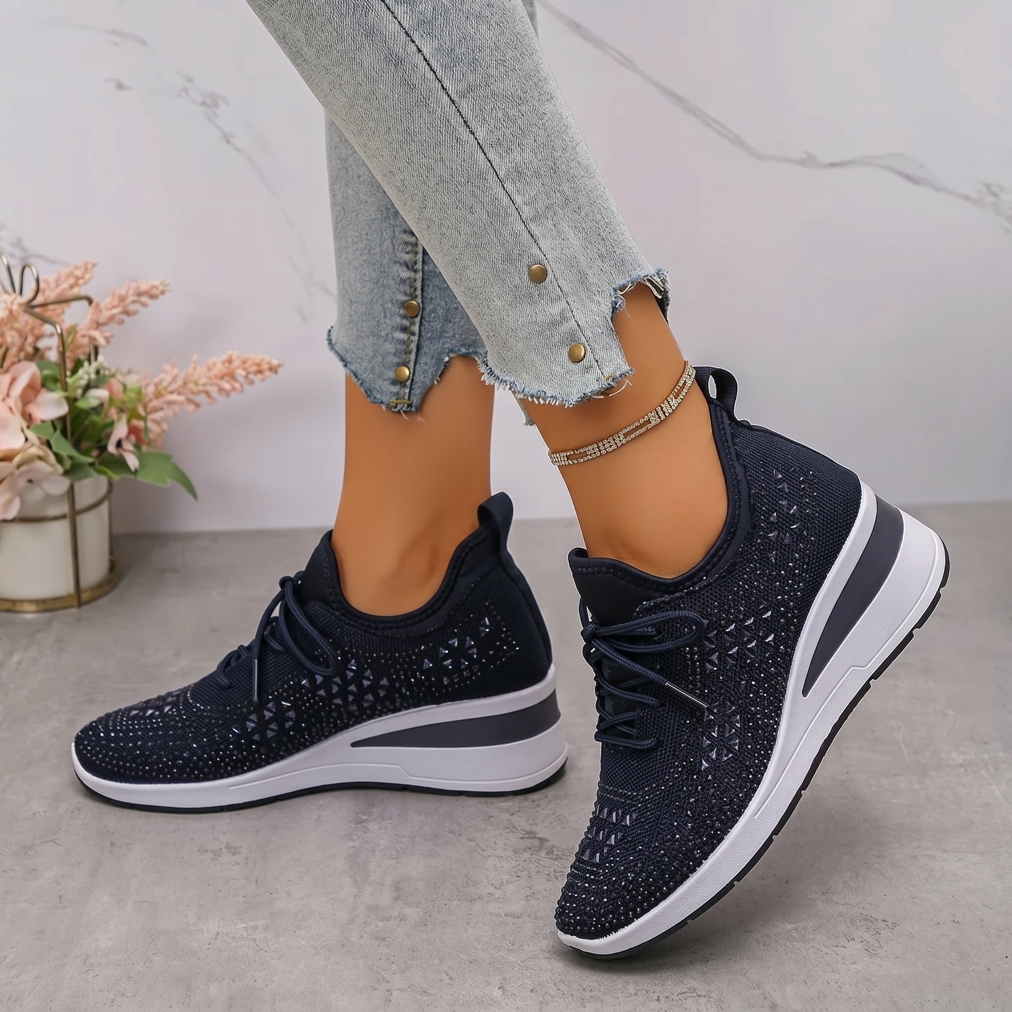 Amber - Women's Breathable Wedge Sole Low-Top Sneaker