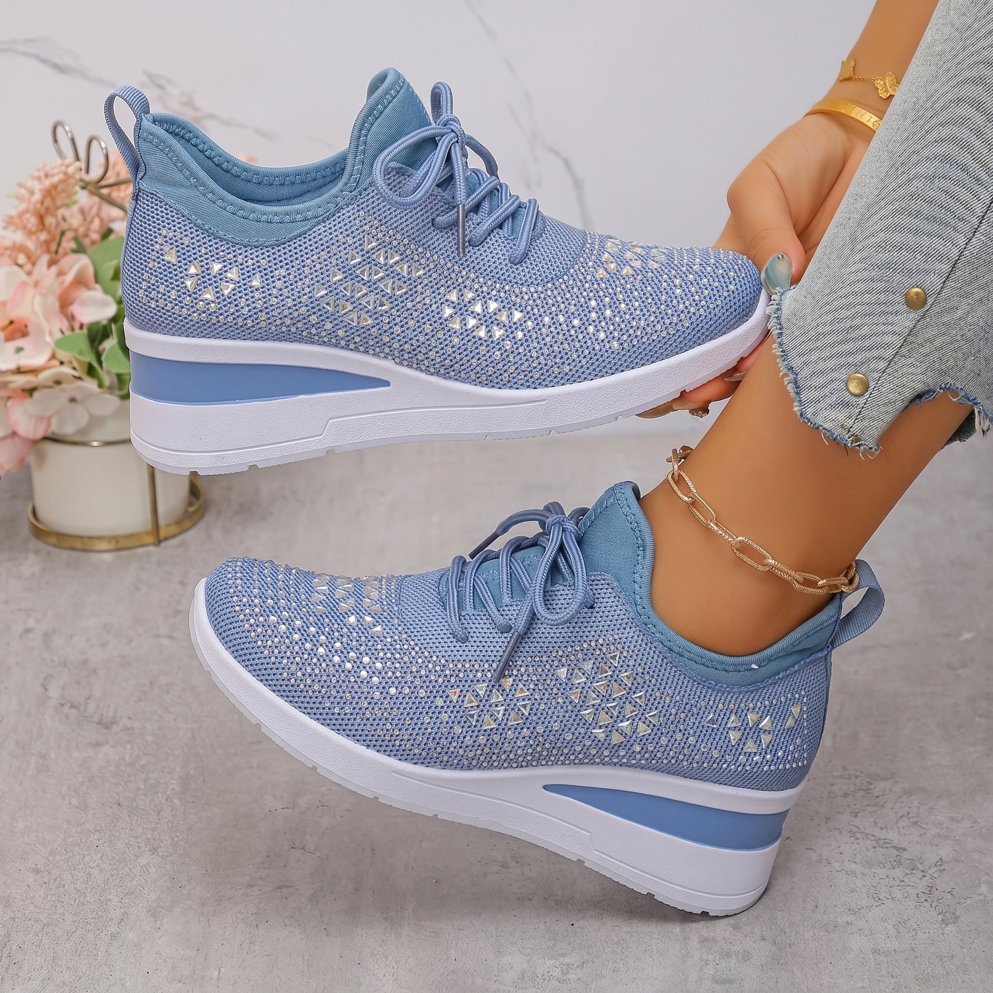 Amber - Women's Breathable Wedge Sole Low-Top Sneaker