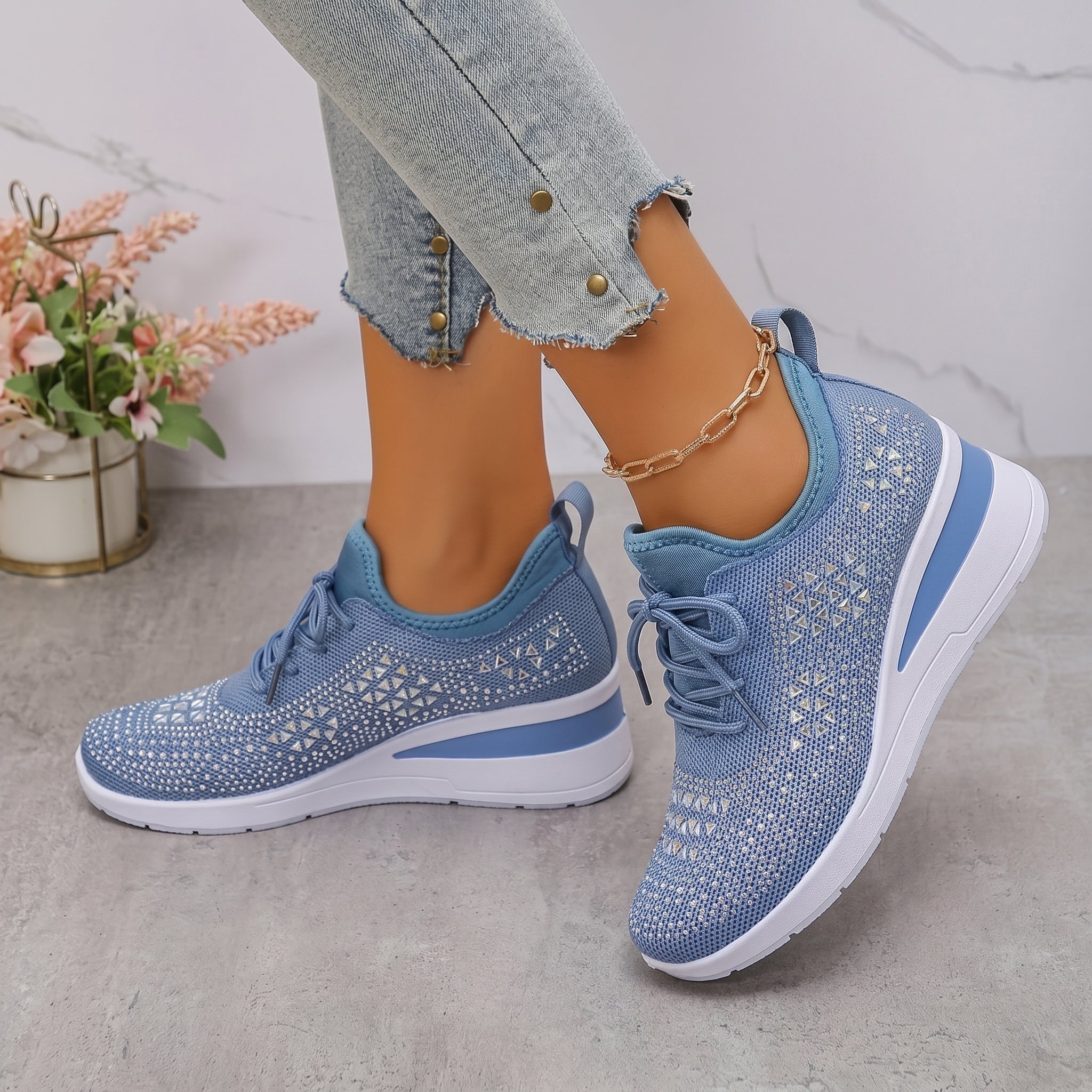 Amber - Women's Breathable Wedge Sole Low-Top Sneaker