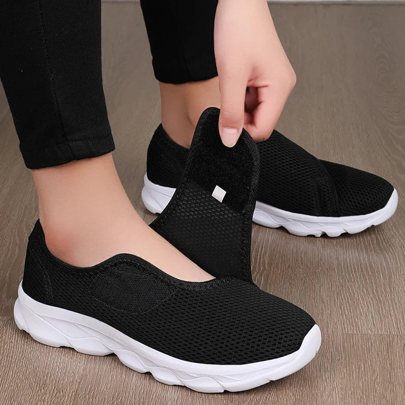 Charlie - Men's Orthopedic Slip-On Sneakers with Adjustable Strap