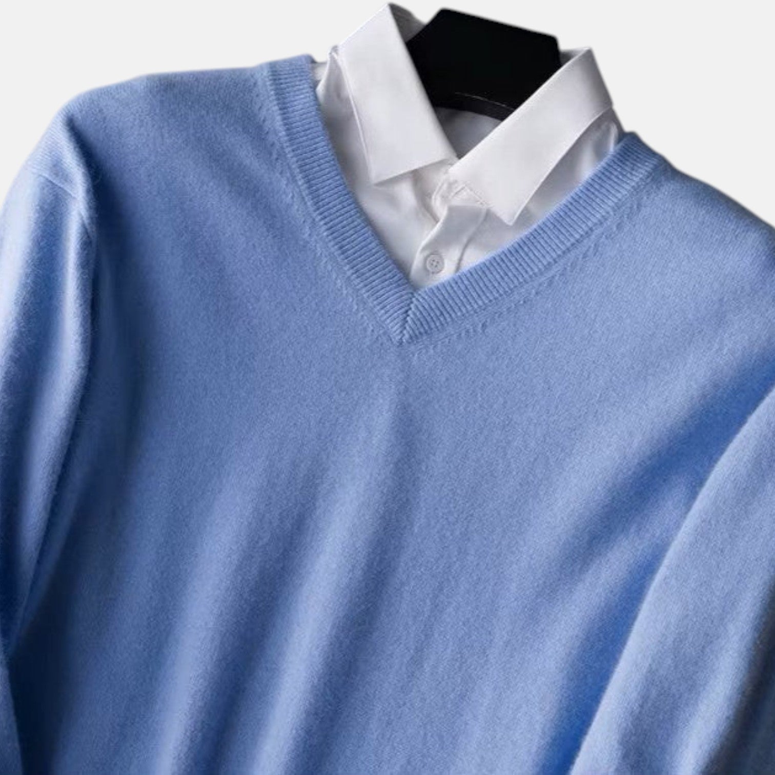 Nevan – Men's V-Neck Sweater Fine Knit