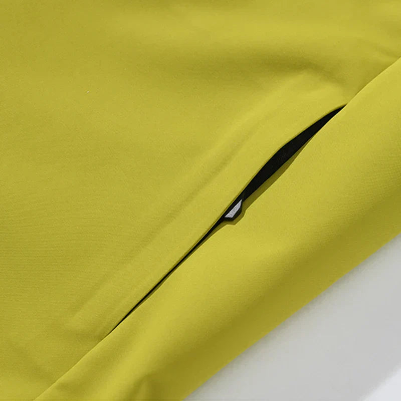 Chloe - Women’s Minimal Winter Ski Jacket