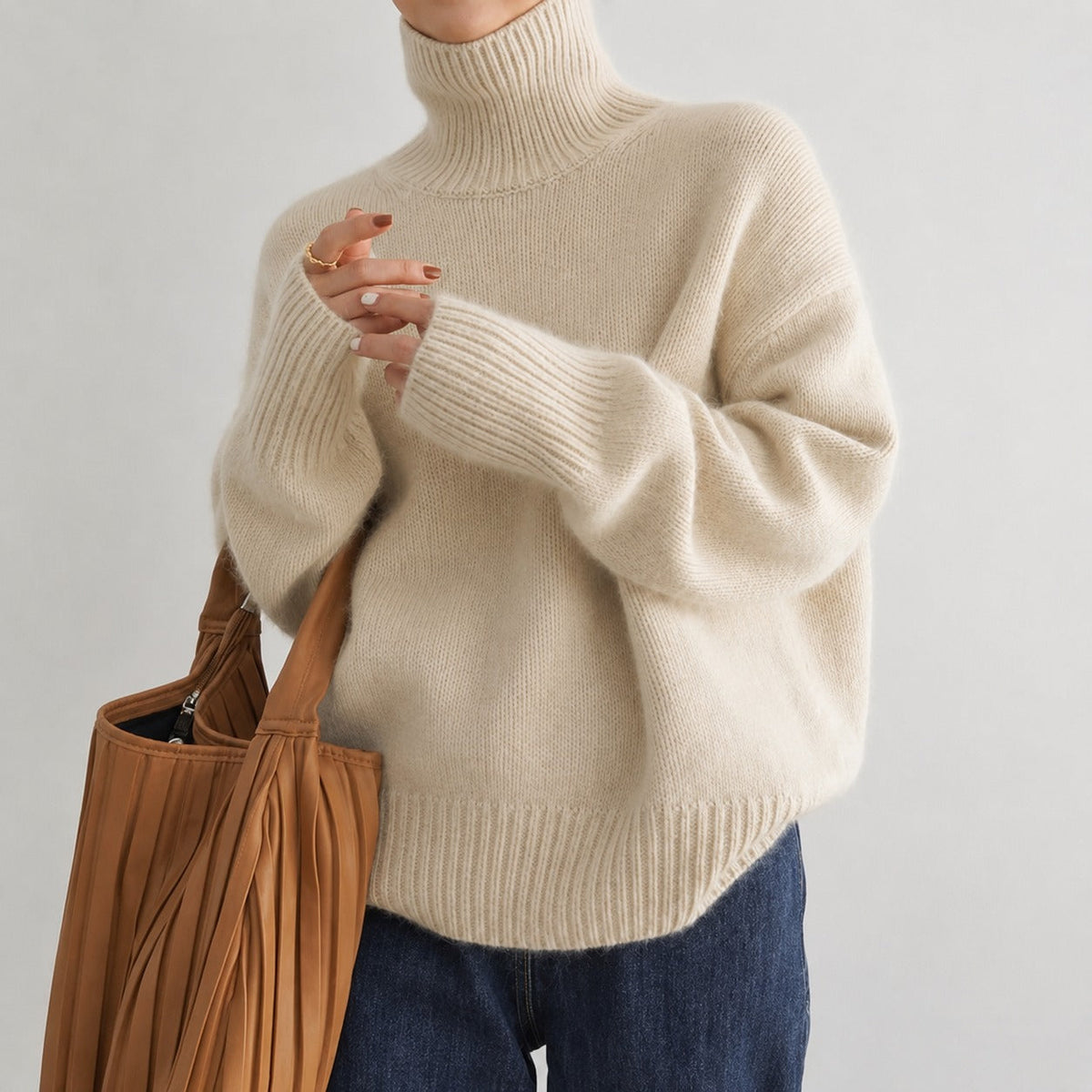 Sophie - Women's Turtleneck Oversized Knit Sweater with Ribbed Cuffs