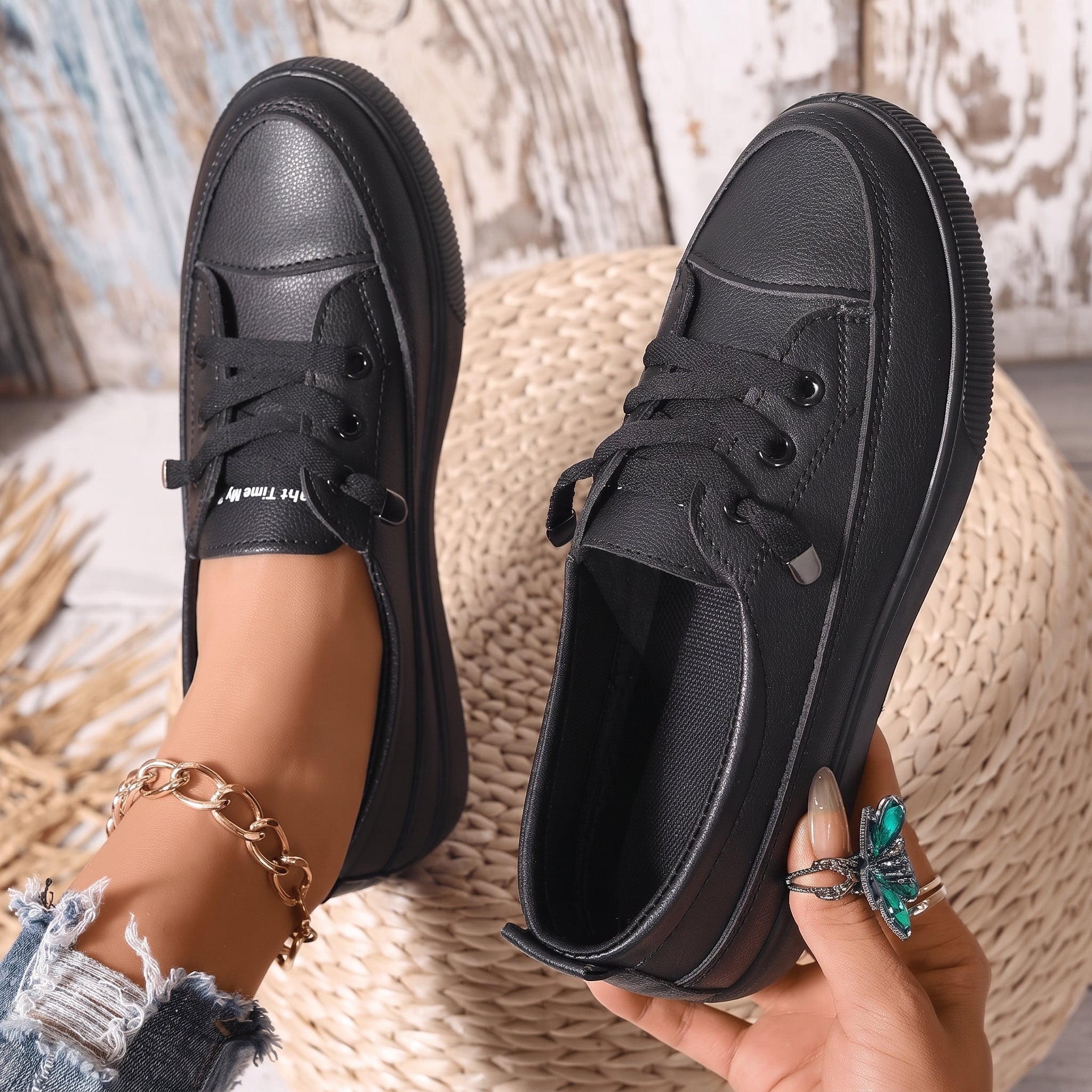 Alice - Women's Orthopedic Plain Low-Top Flat Sole Sneakers - Sneakers - Black - Parker&Brooks