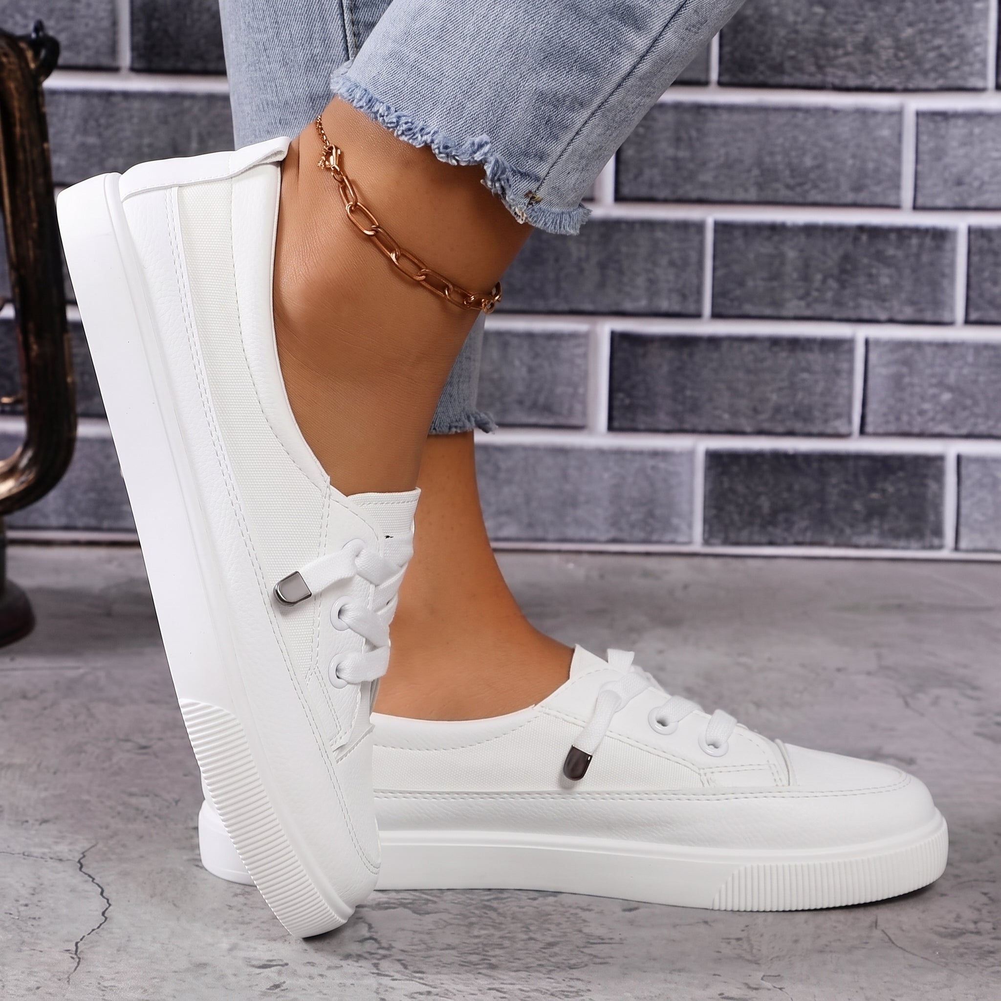 Alice - Women's Orthopedic Plain Low-Top Flat Sole Sneakers - Sneakers - White - Parker&Brooks