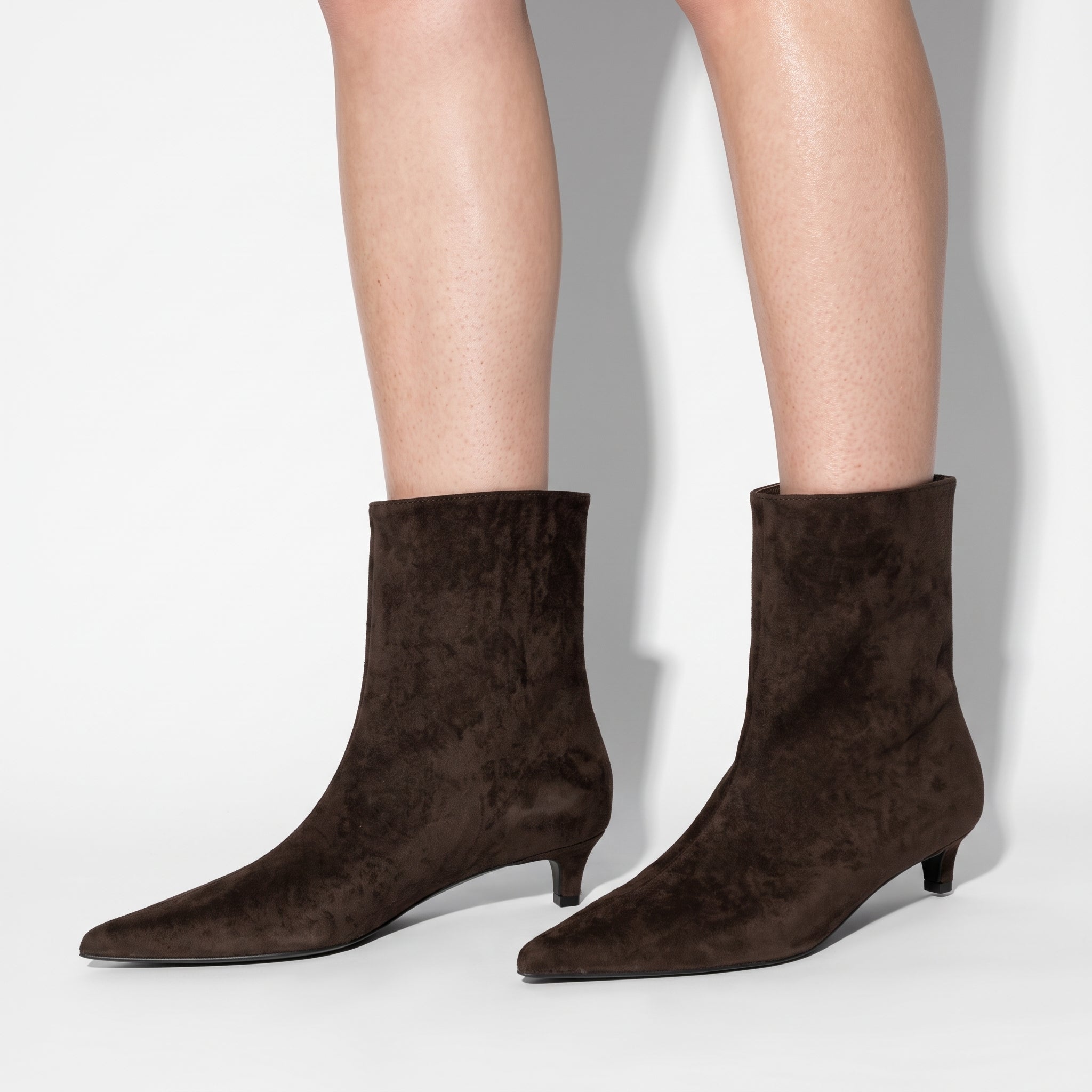 Alice - Women's Pointed Toe Kitten Heel Ankle Boots - Boots - Coffee - Parker&Brooks
