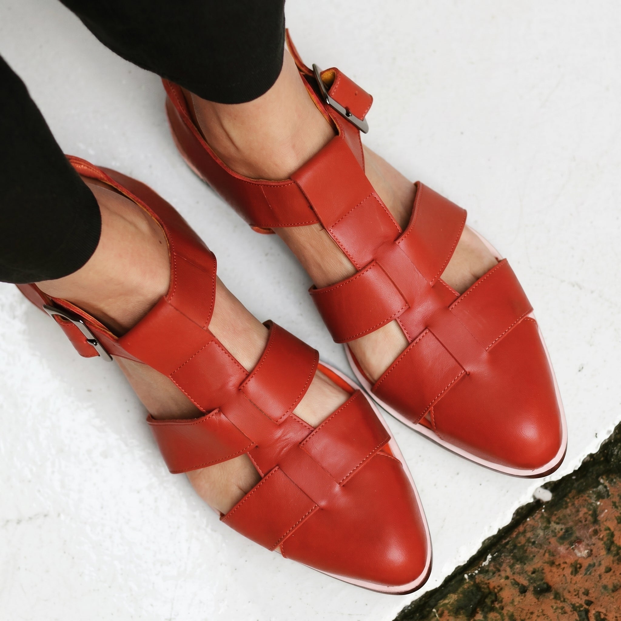 Alice - Women's Pointed Toe Multi - Strap Flat Cage Sandals - Sandal - Red - Parker&Brooks