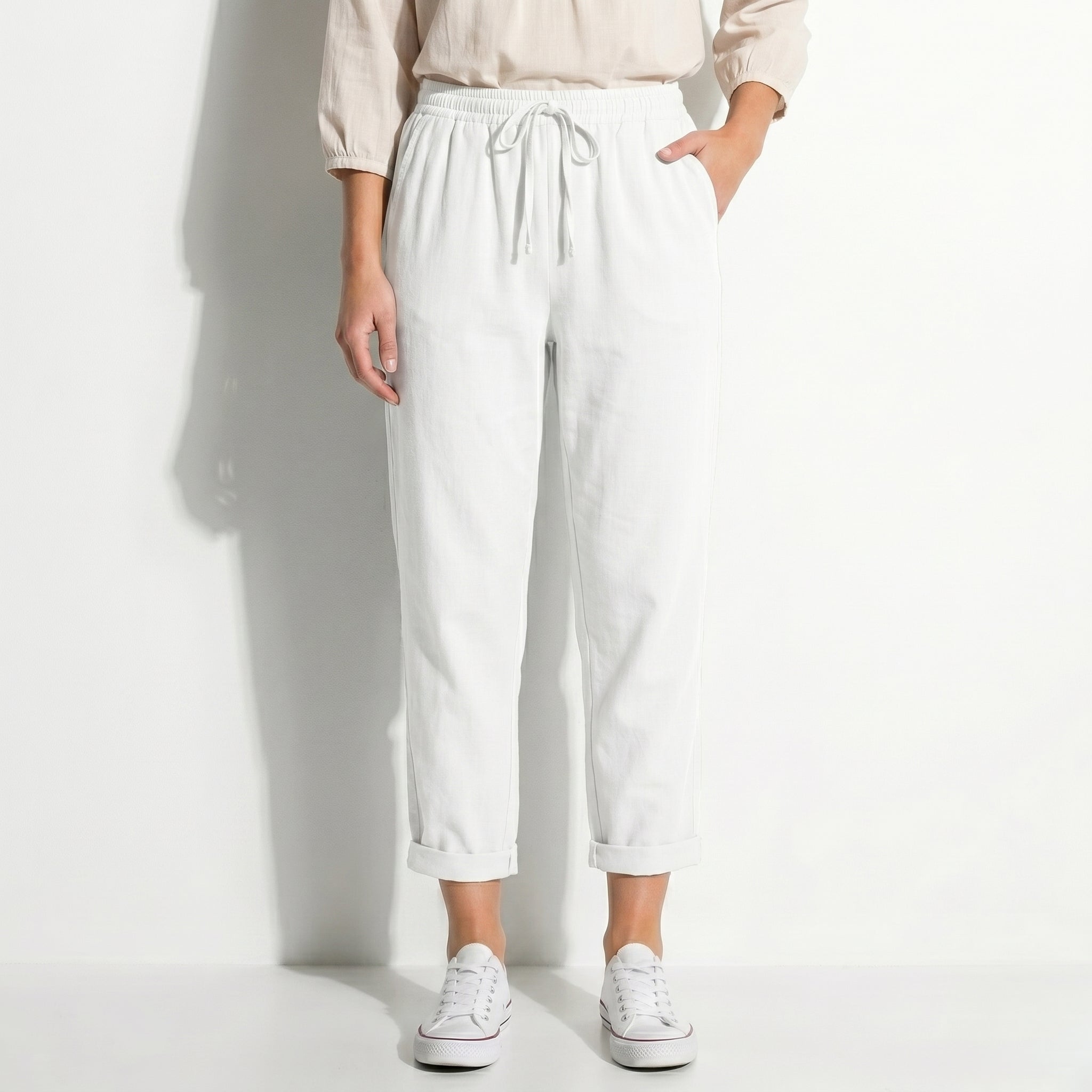 Amelia - Women's Relaxed Fit Drawstring Trousers - Trousers - White - Parker&Brooks