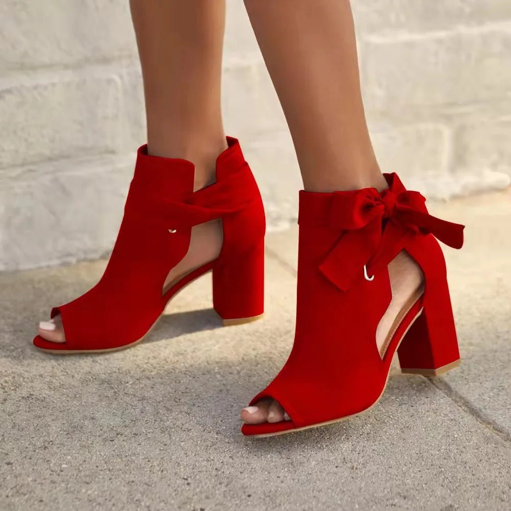 Arabella – Elegant Lace-Up Ankle Boots