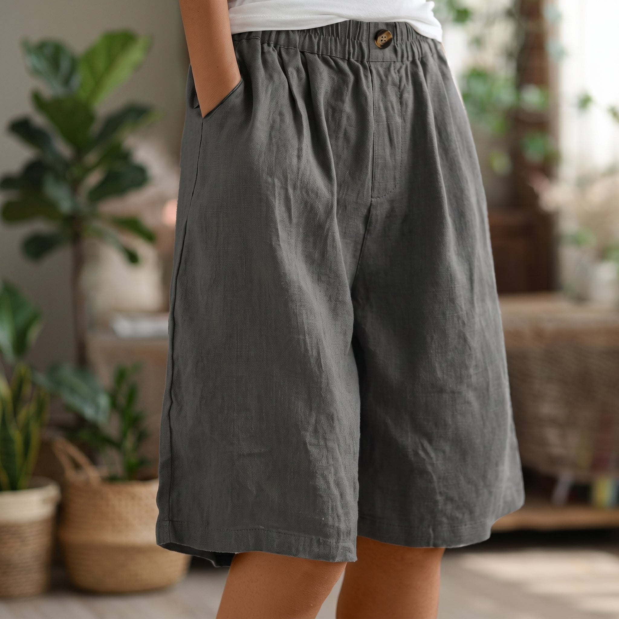 Beatrice - Women's Casual Elasticated Waist Shorts - Shorts Women - Gray - Parker&Brooks