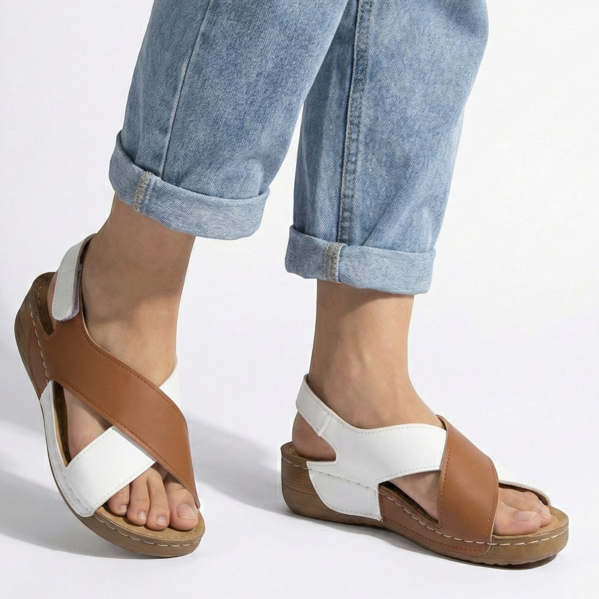 Charlotte - Women's Orthopedic Wedge Sandal - Sandals - Brown - Parker&Brooks