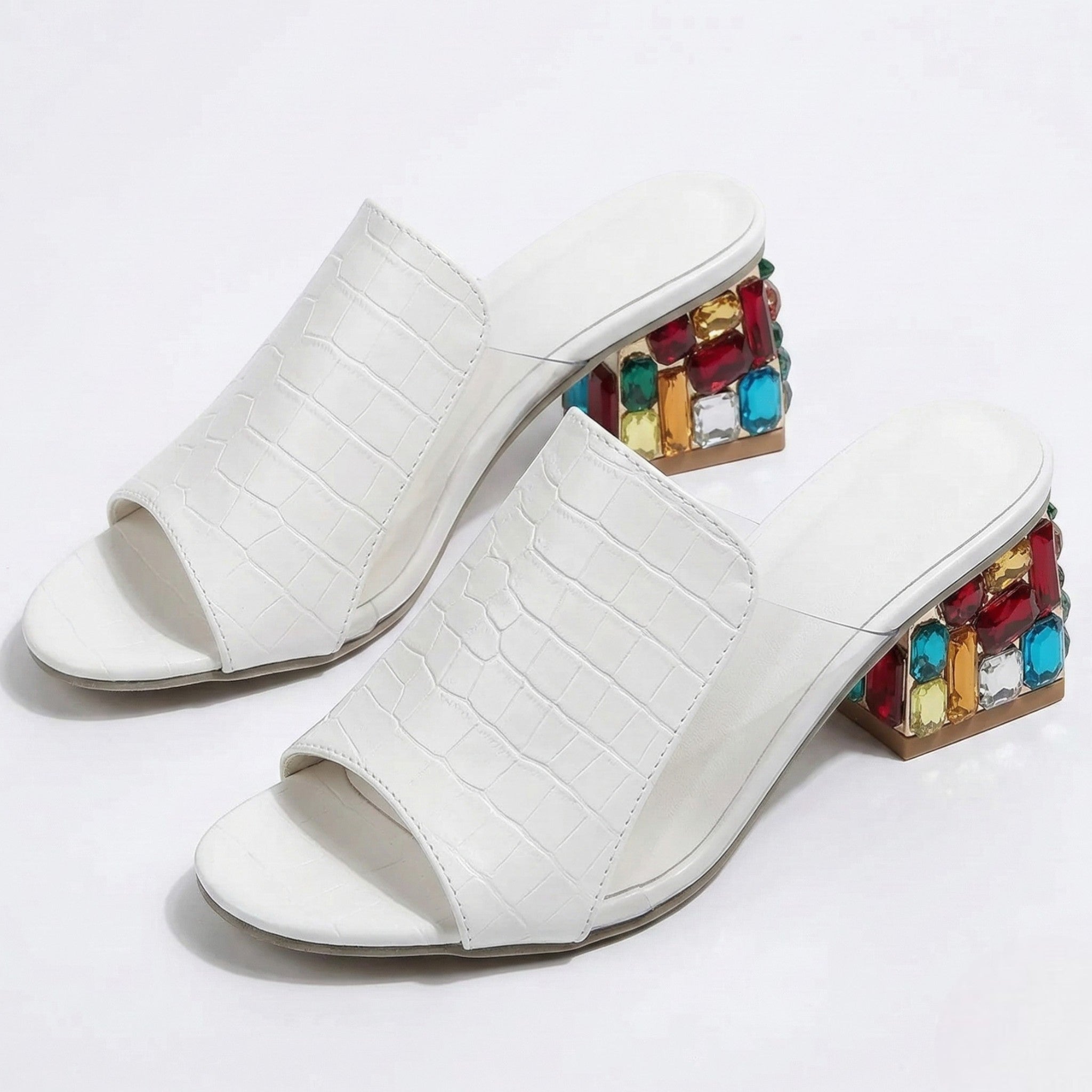 Clara - Women's Block Heel Sandals - Sandals - White - Parker&Brooks