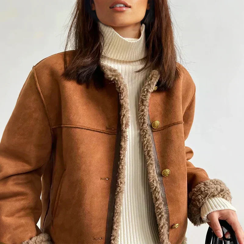 Karola – Relaxed Fit Jacket for Cool Days and Layering