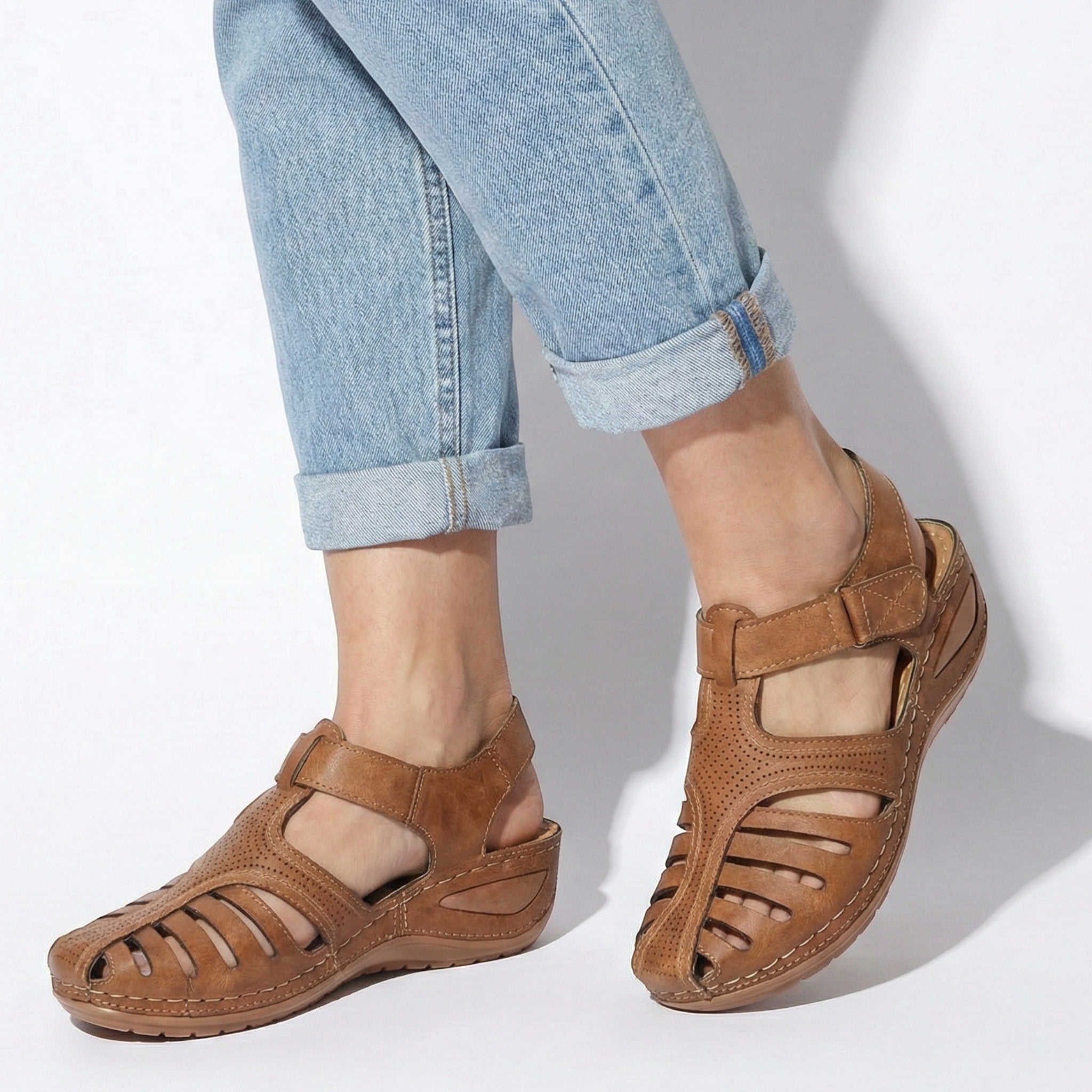Eleanor - Women's Orthopedic Cut - Out Sandal - Sandals - Brown - Parker&Brooks