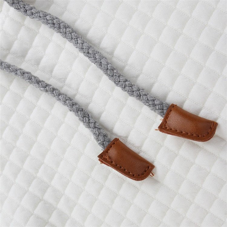 Elias - Modern Hoodie with 3D Structure