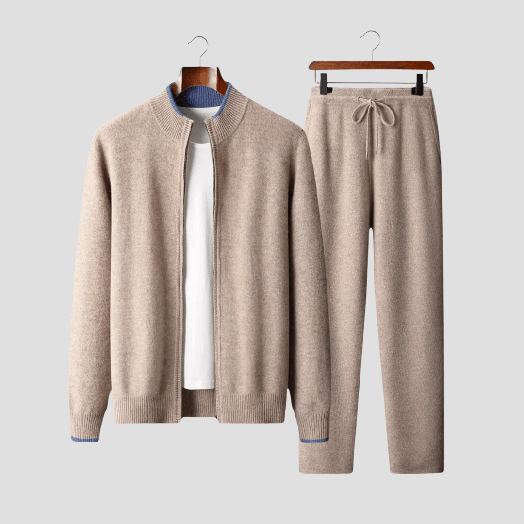 Henrik – Lounge Set with Zip Jacket and Stand-Up Collar