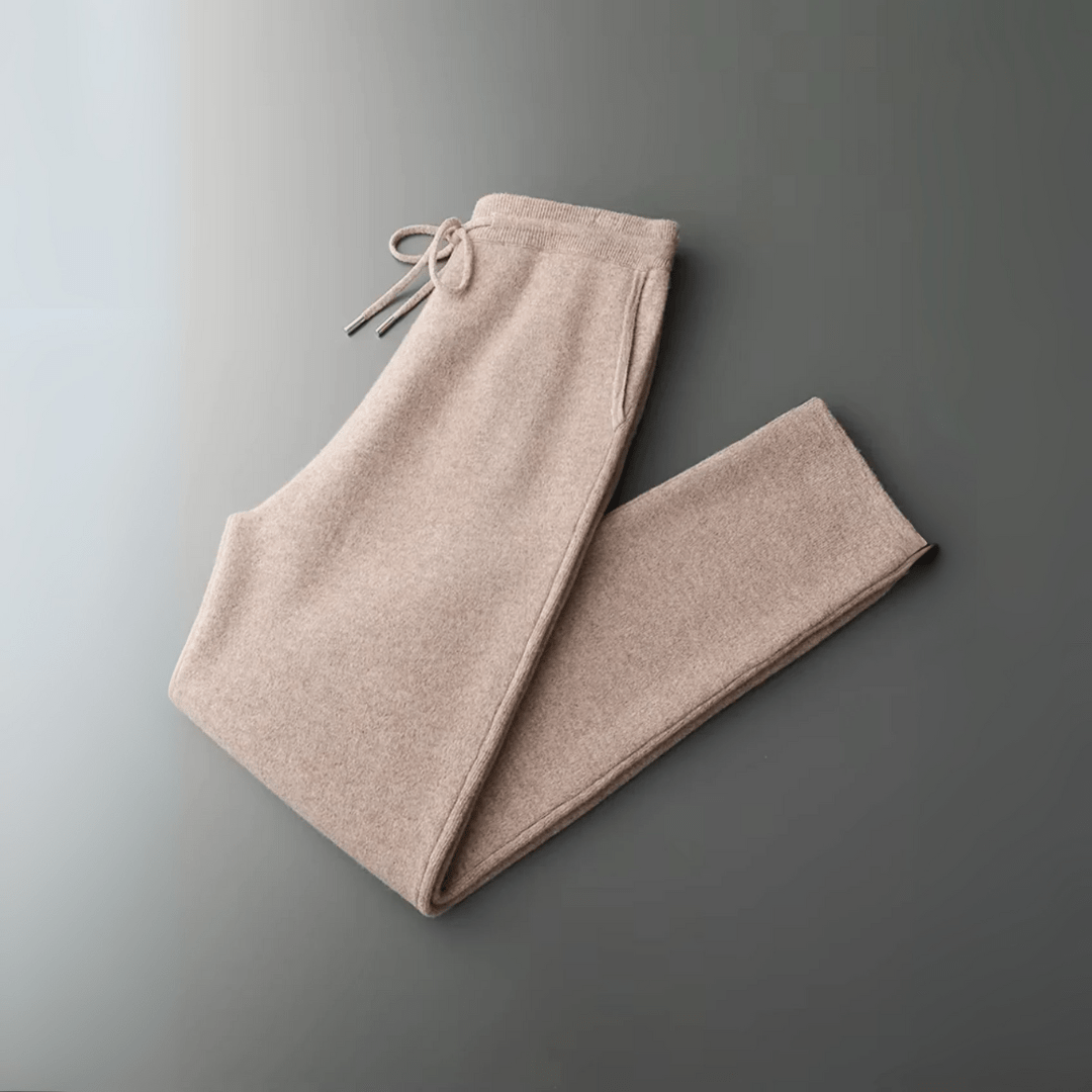 Henrik – Lounge Set with Zip Jacket and Stand-Up Collar
