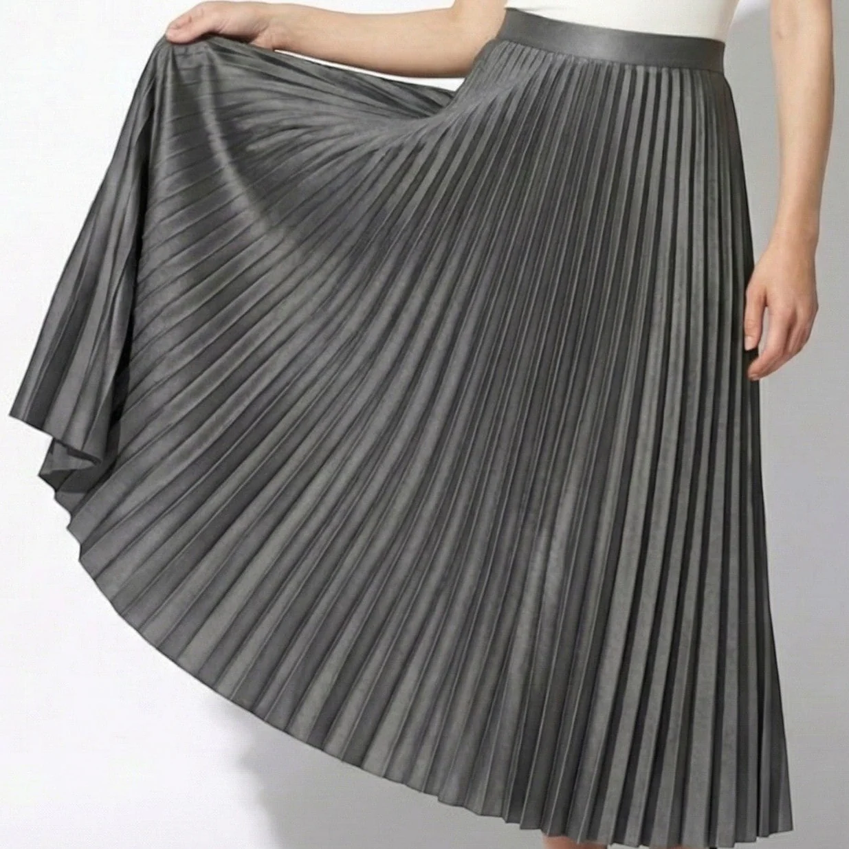 Chloe - Women's Pleated Satin Skirt