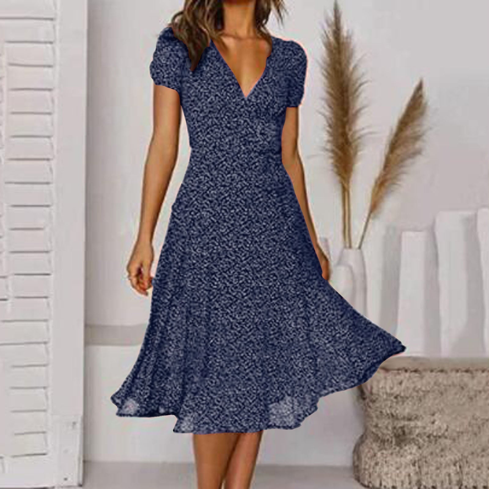 Isalie – Elegant V-Neck Summer Dress