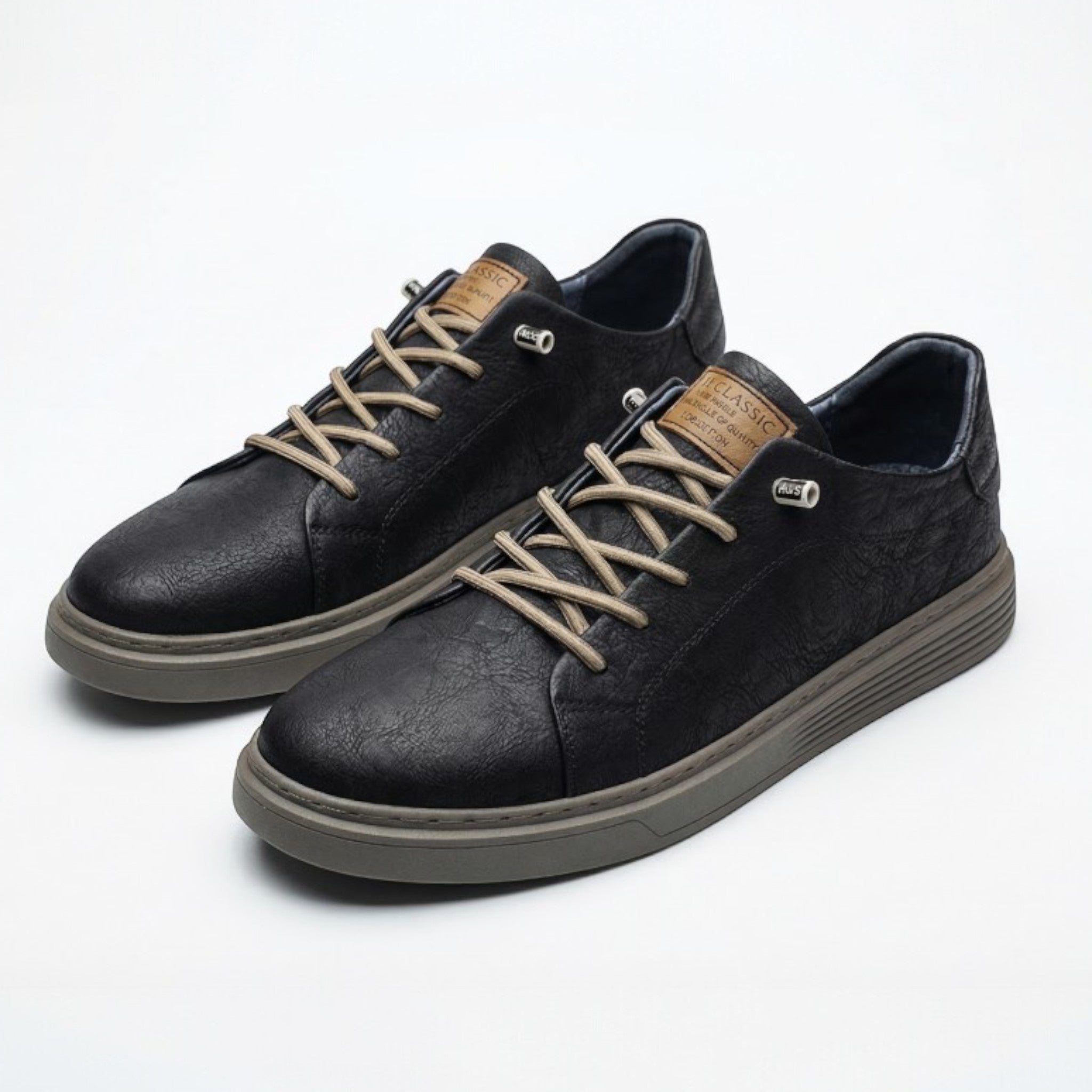 Julian - Men's Comfortable Low - Top Sneaker - Sneakers - Black - Parker&Brooks