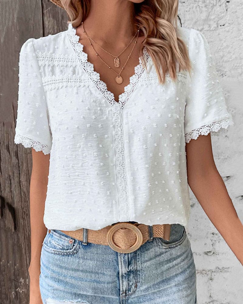 Leona – Elegant V-Neck Lace Blouse