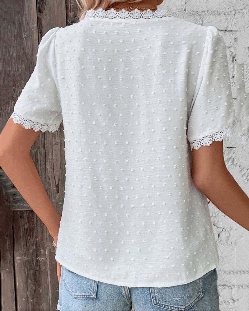 Leona – Elegant V-Neck Lace Blouse