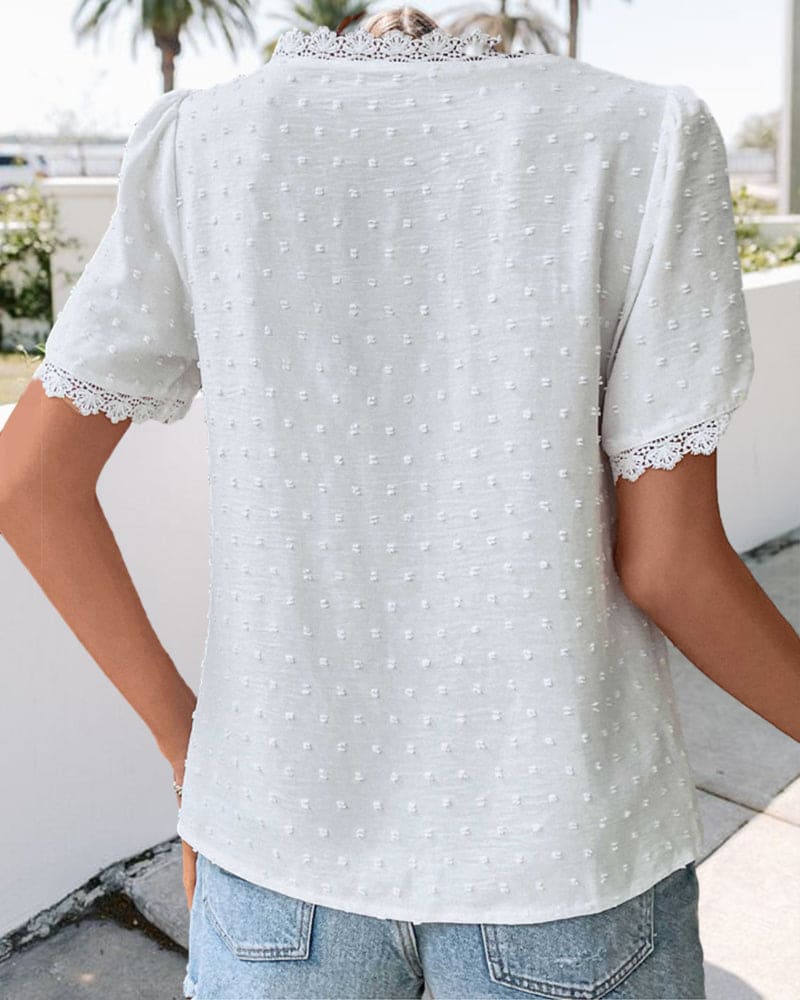 Leona – Elegant V-Neck Lace Blouse