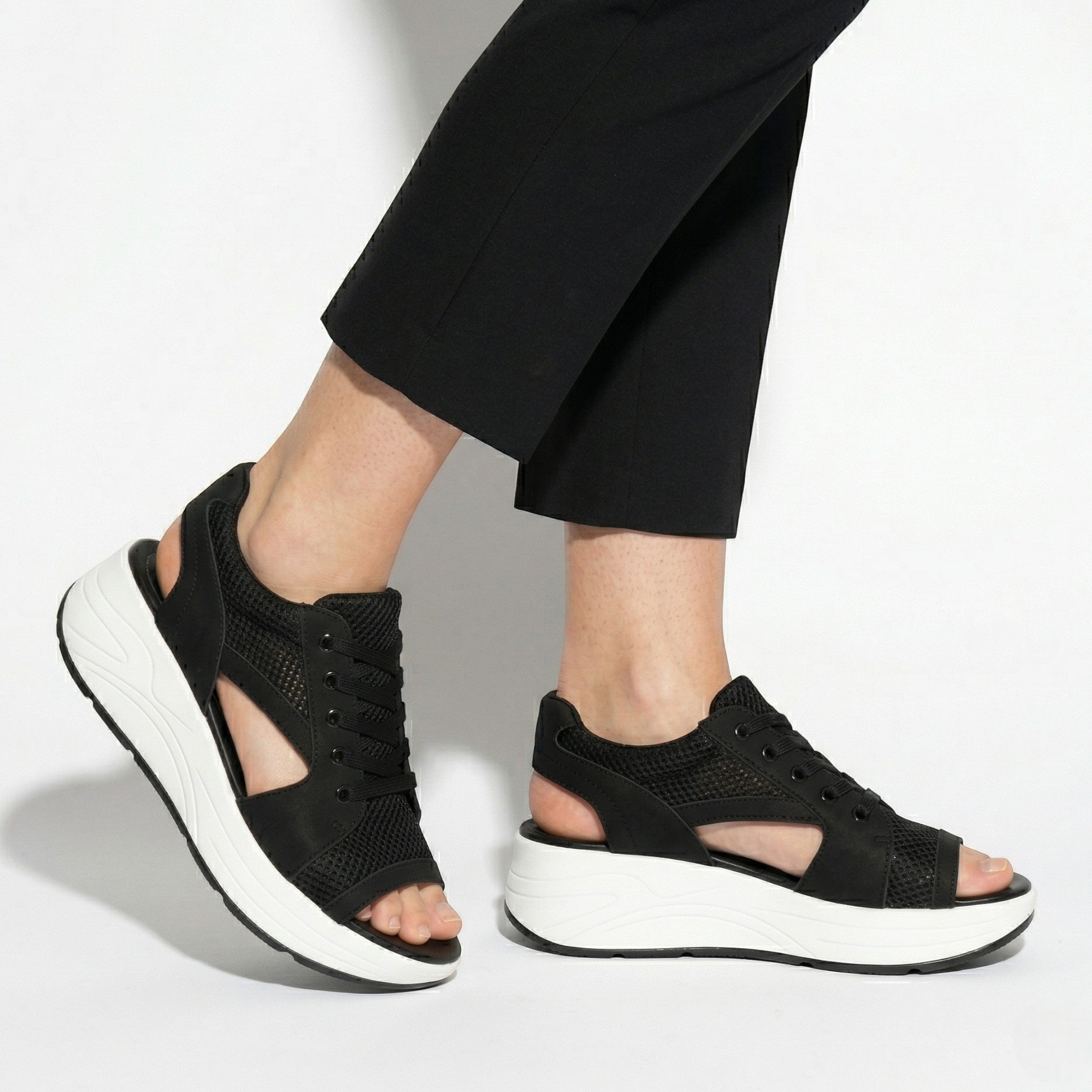 Nyla - Women's Open Toe Platform Sandals - Sandal - Black - Parker&Brooks