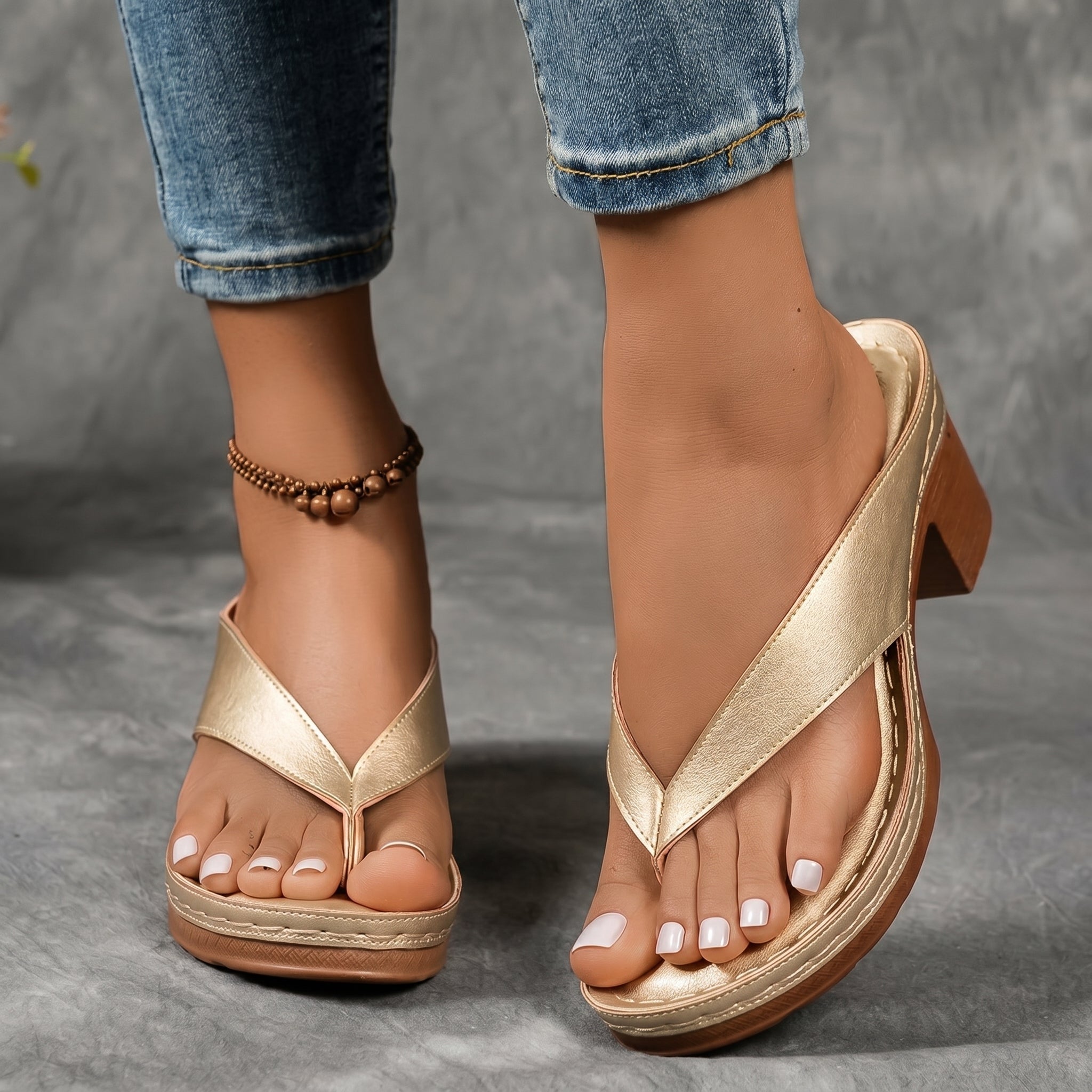 Tara - Women's Block Heel Slip-On Sandals - Sandals - Gold - Parker&Brooks
