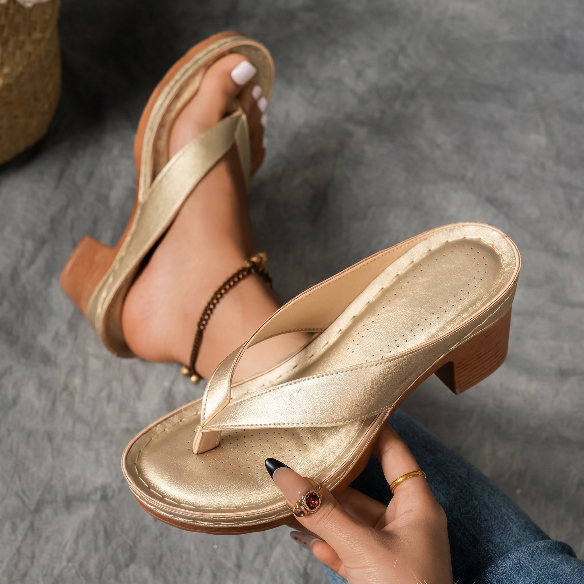 Tara - Women's Block Heel Slip-On Sandals - Sandals - Gold - Parker&Brooks
