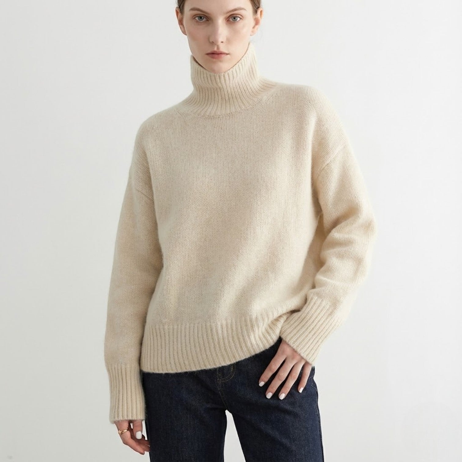 Sophie – Women's Wool Turtleneck Sweater