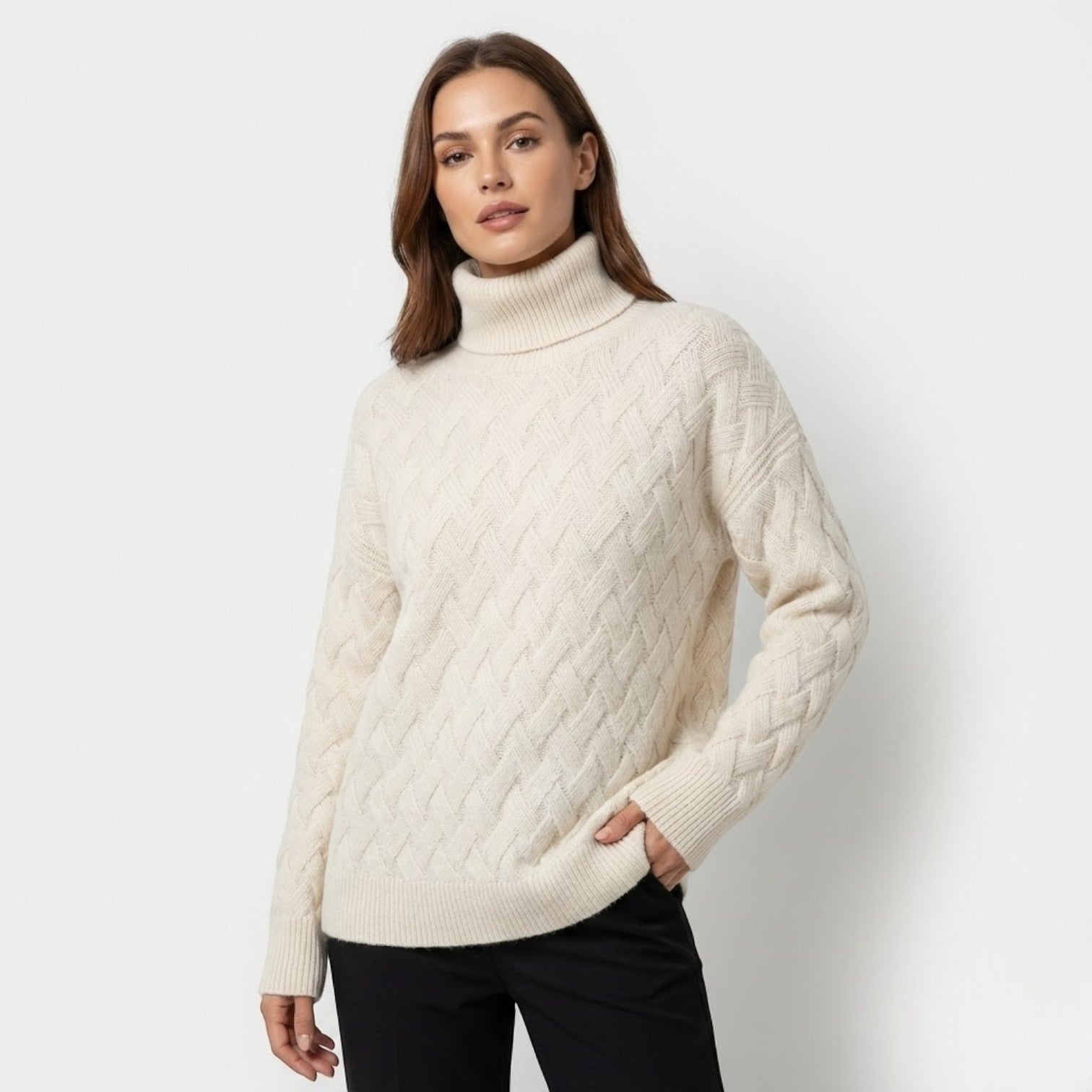 Sena – Women's Wool Sweater with Cable Pattern