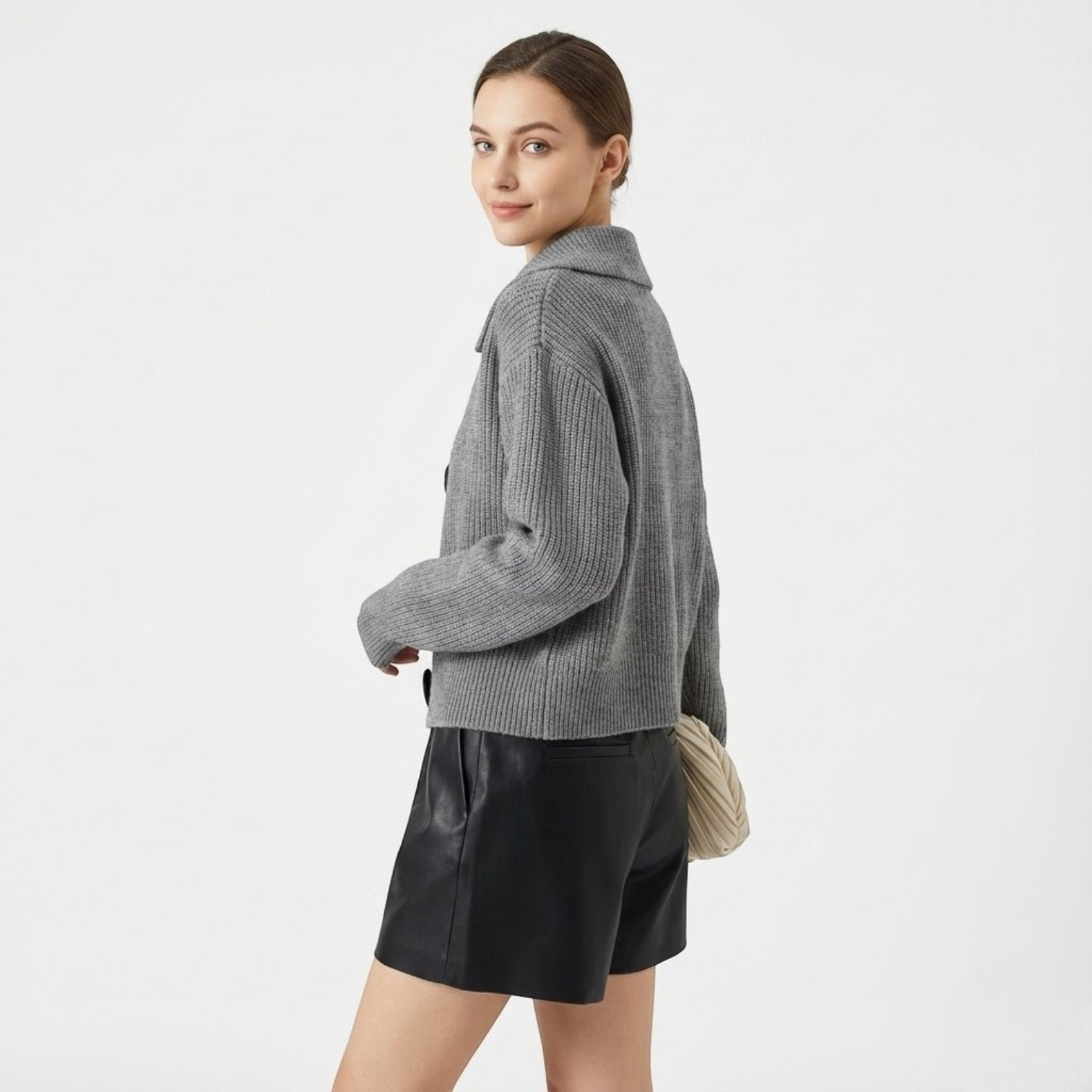 Vienna – Women's Wool Cardigan Short
