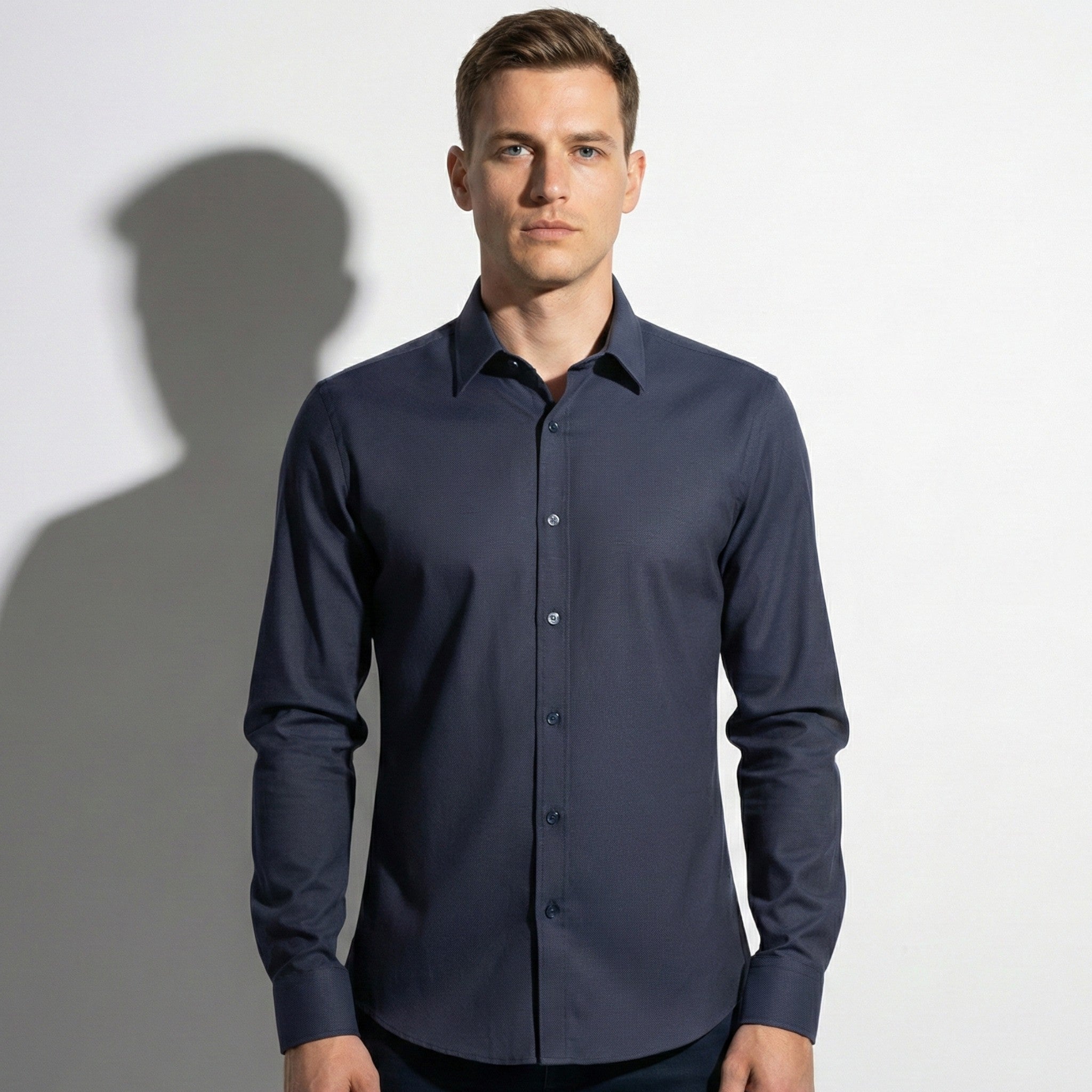 Thomas - Men's Tailored Fit and Comfortable Buttoned Shirt